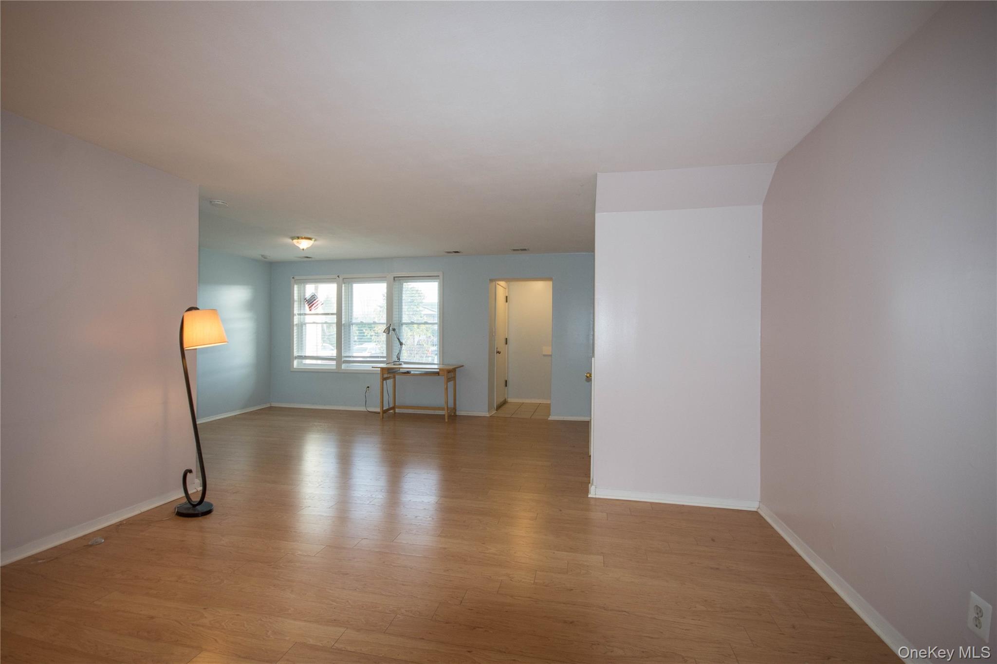 #10 photo, 312 Artist Lake Drive, Middle Island , NY 11953