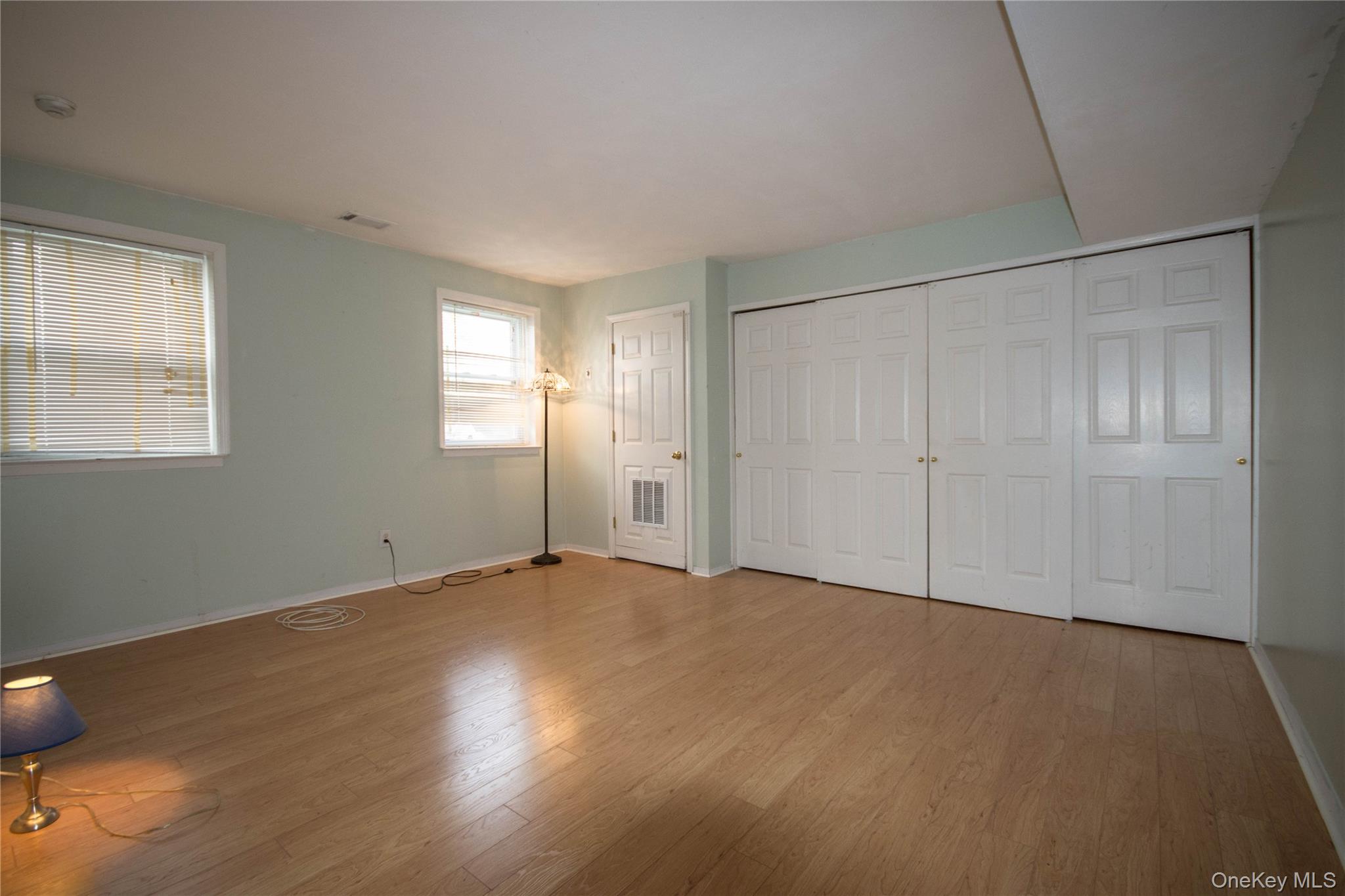 #11 photo, 312 Artist Lake Drive, Middle Island , NY 11953