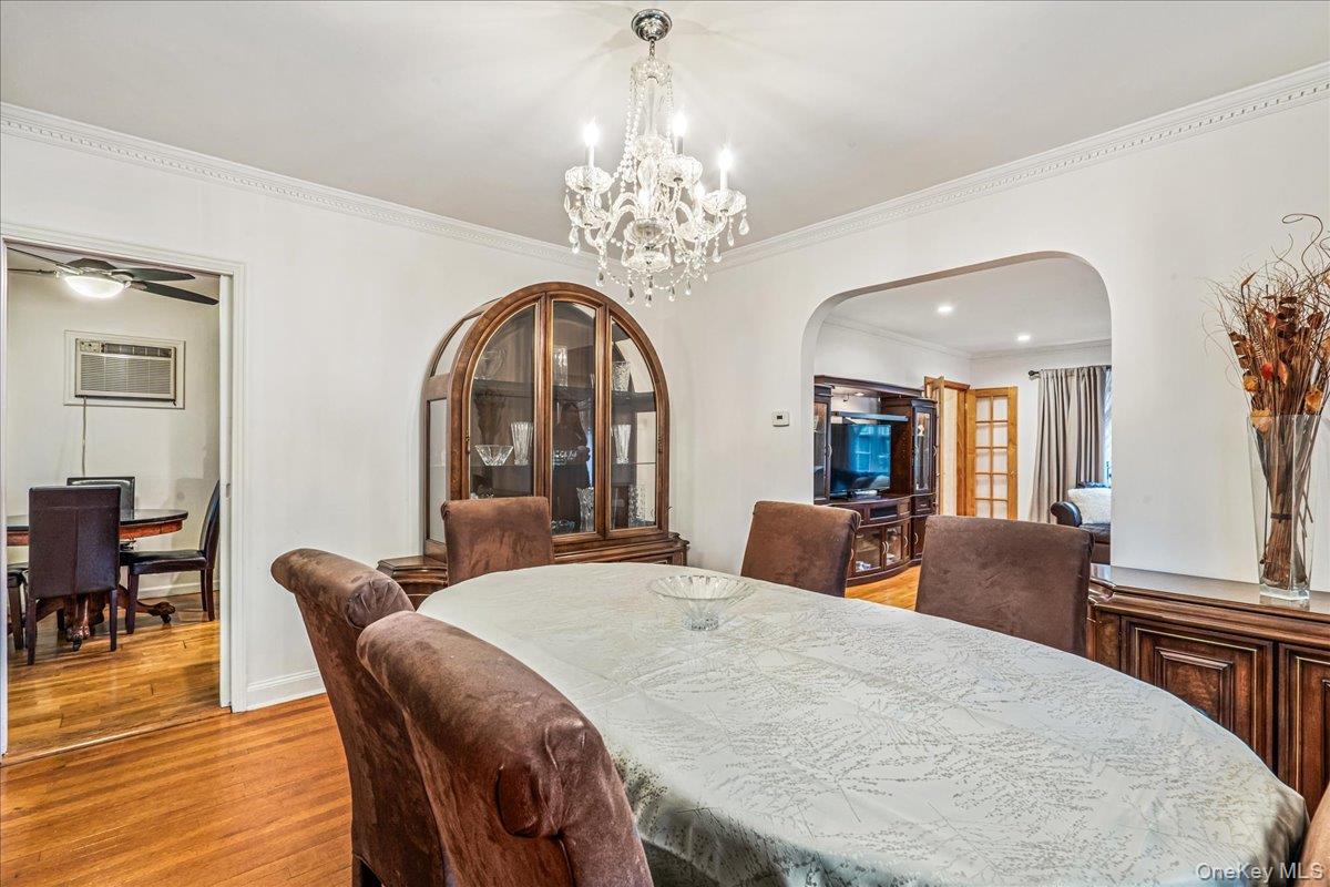 #5 photo, 186-15 Grand Central Parkway, Jamaica Estates , NY 11432