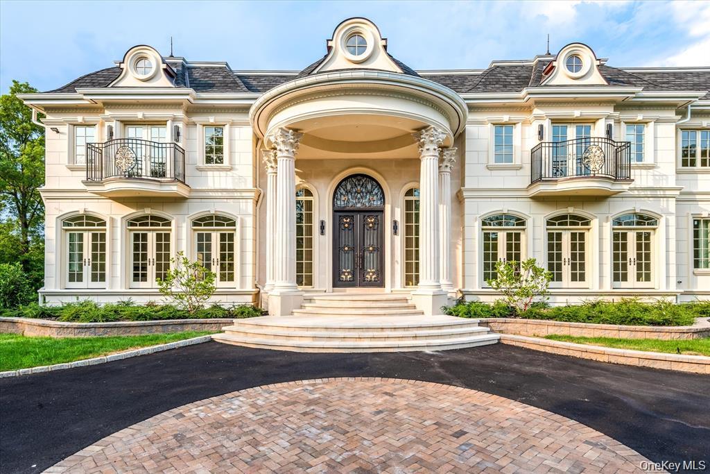 #2 photo, 566 E Shore Road, Great Neck , NY 11024