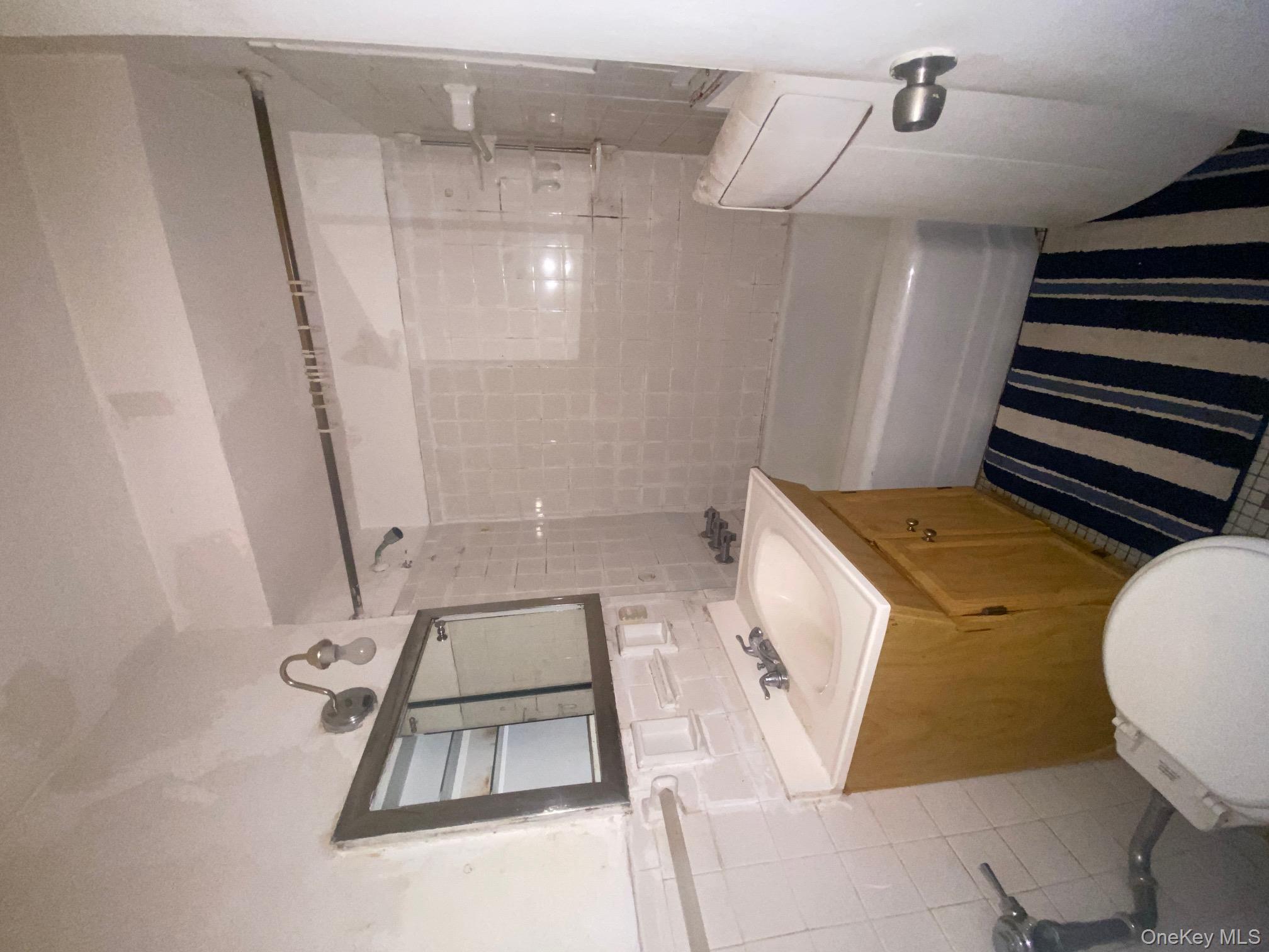 #12 photo, 42-42 Colden Street, Flushing , NY 11355