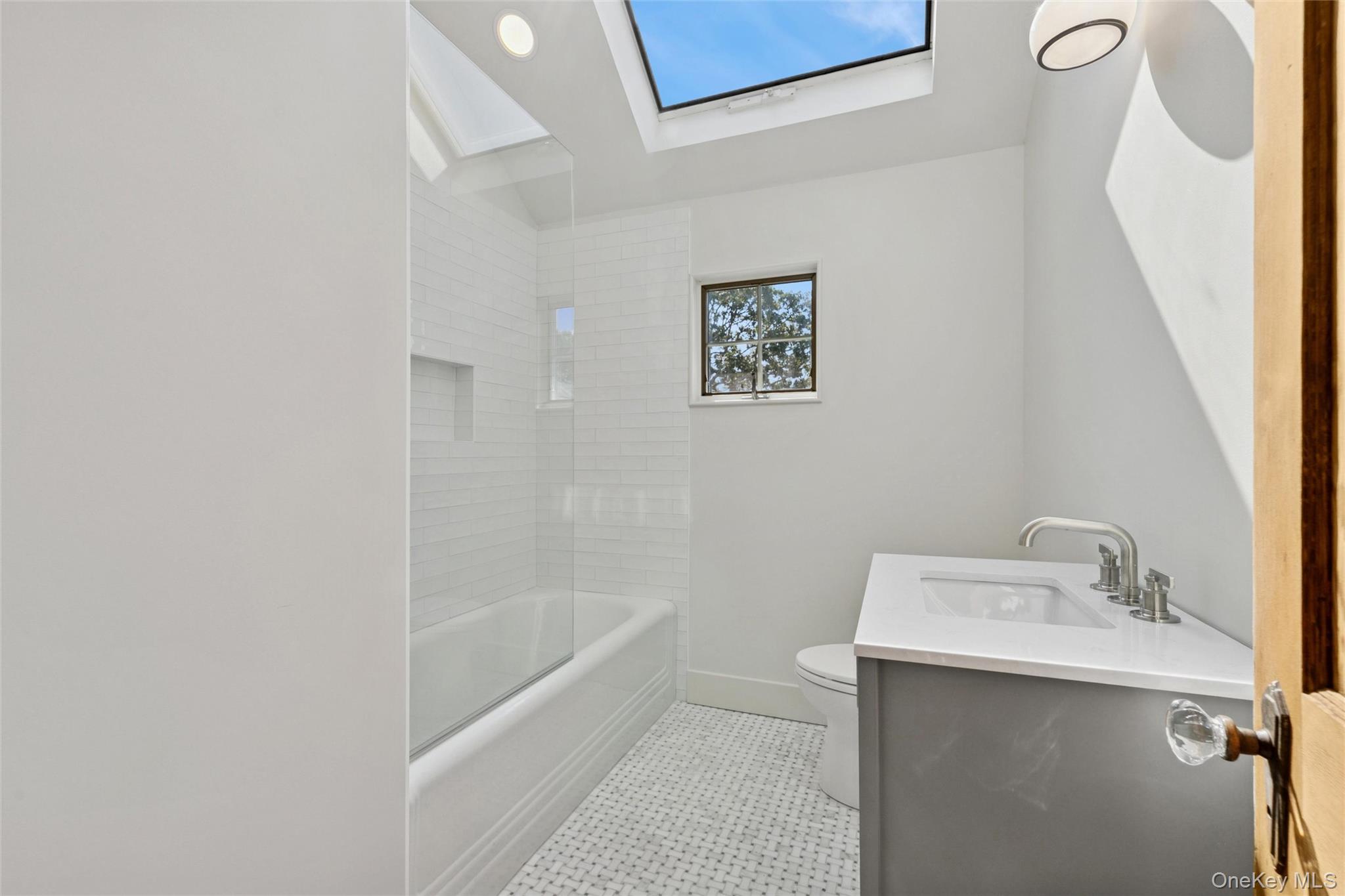 #14 photo, 335 Herricks Lane, Jamesport , NY 11947