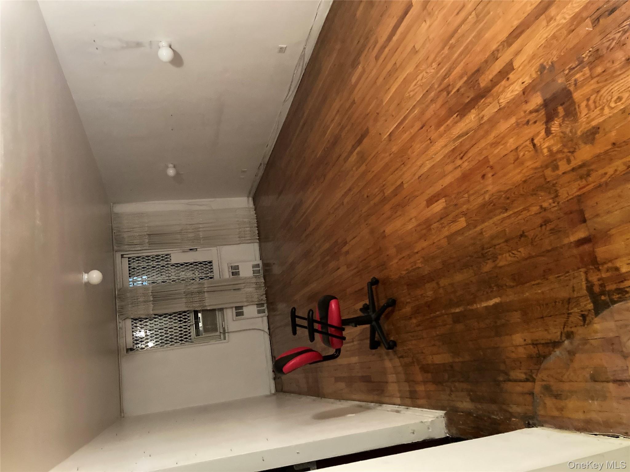 #4 photo, 62-59 108, Forest Hills , NY 11375