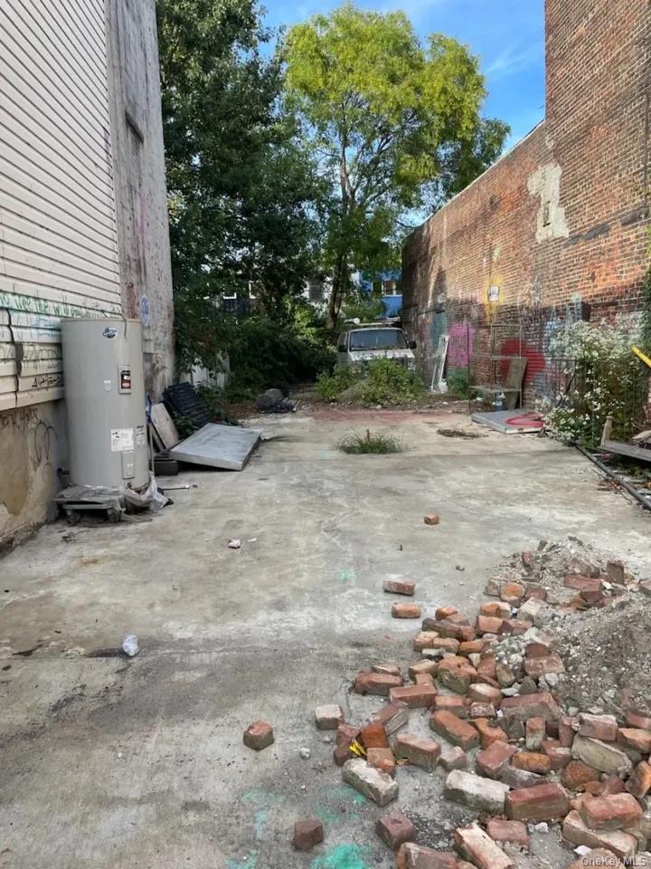 #2 photo, 11 W 9th Street, Brooklyn , NY 11231