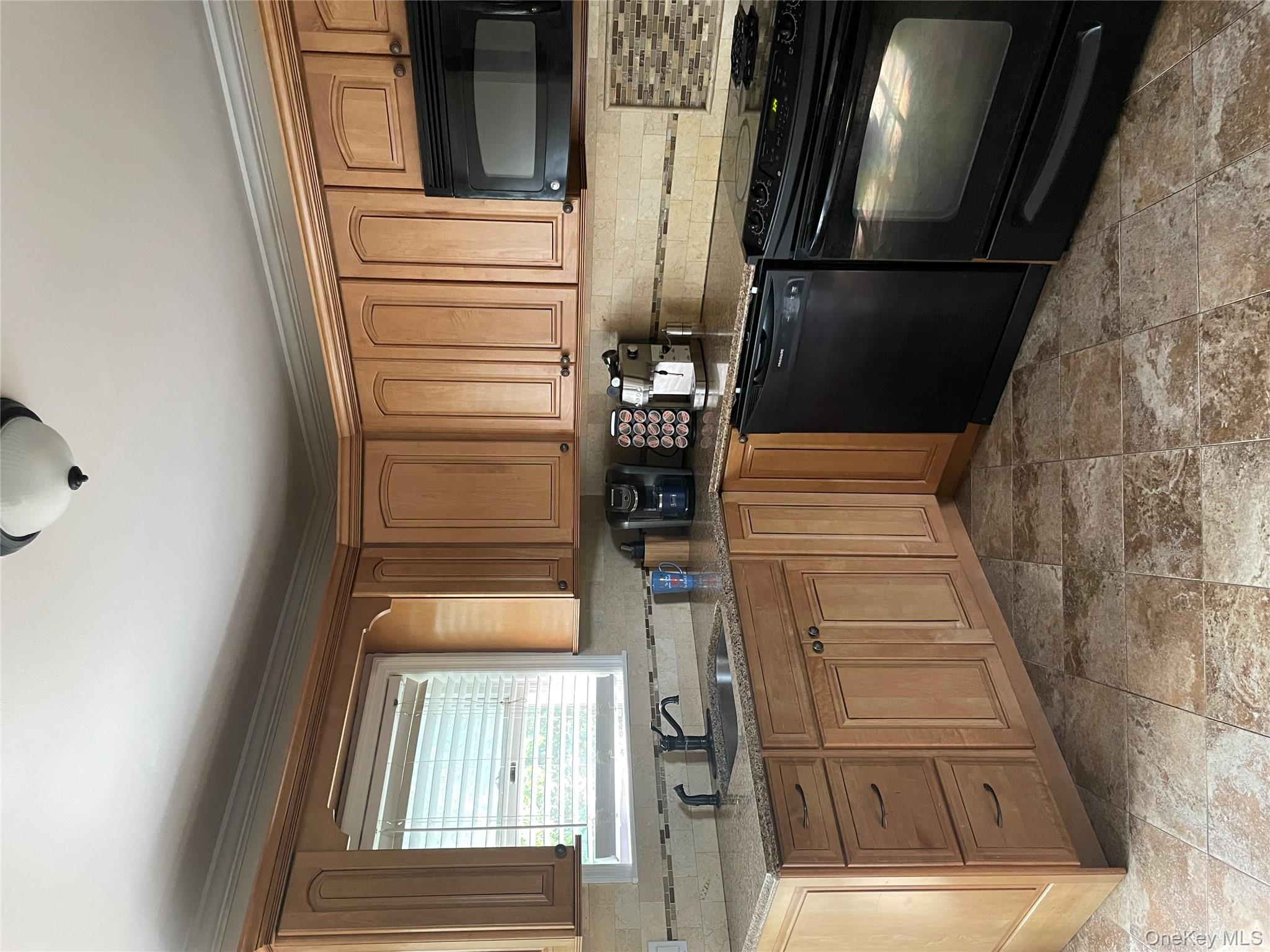 #8 photo, 4 Marlo Court, Selden , NY 11784