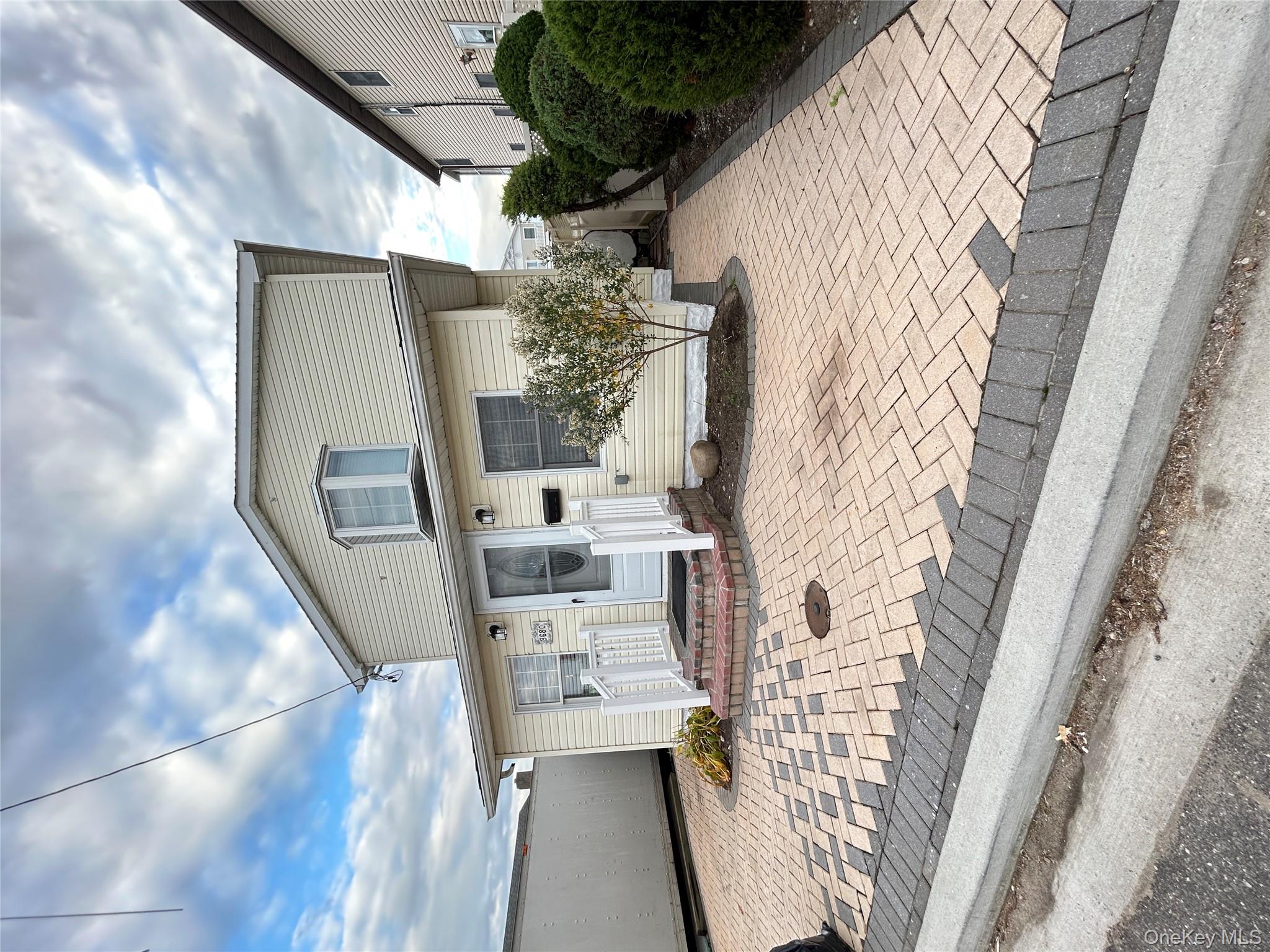 #1 photo, 3680 Naomi St, Seaford , NY 11783