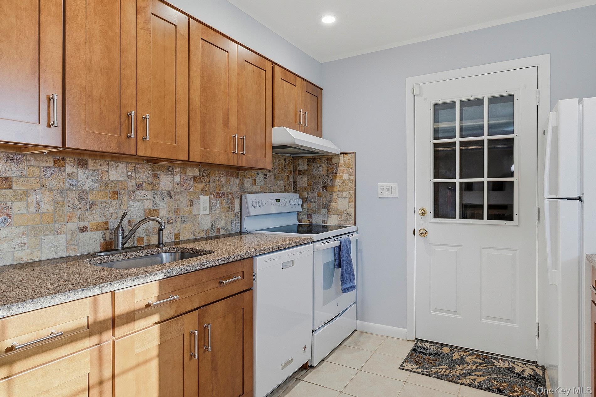 #15 photo, 135 E 25th Street, Huntington Station , NY 11746