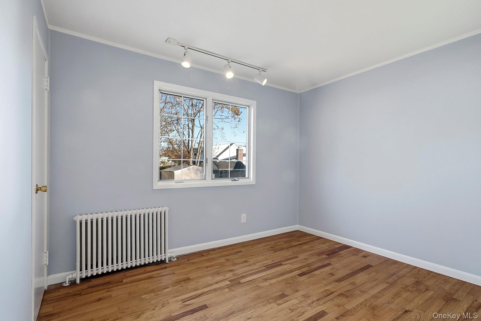 #19 photo, 135 E 25th Street, Huntington Station , NY 11746