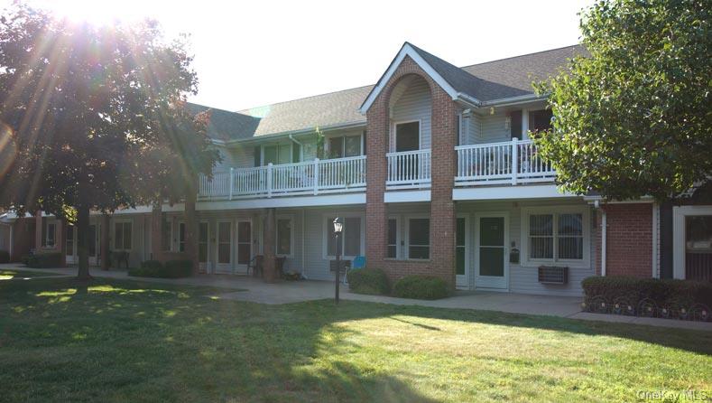 #1 photo, 870 Little East Neck Road, West Babylon , NY 11704