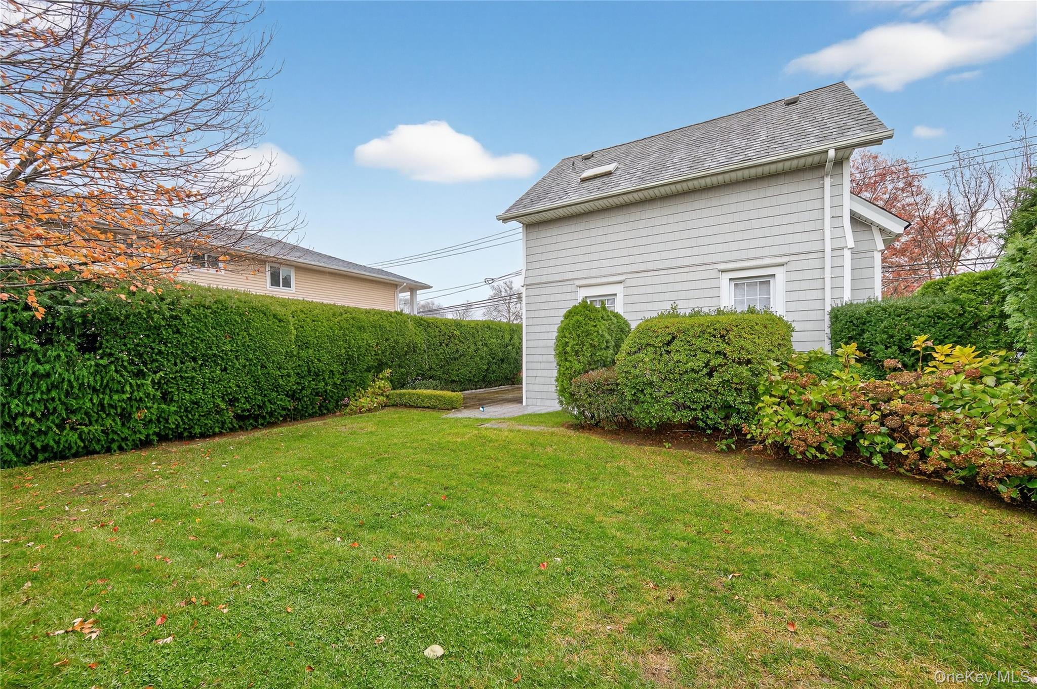 #20 photo, 51 Park Avenue, New Hyde Park , NY 11040