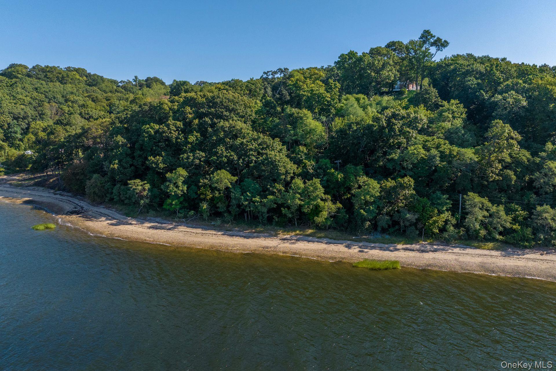 #1 photo, 116 White Hill Road, Cold Spring Harbor , NY 11724