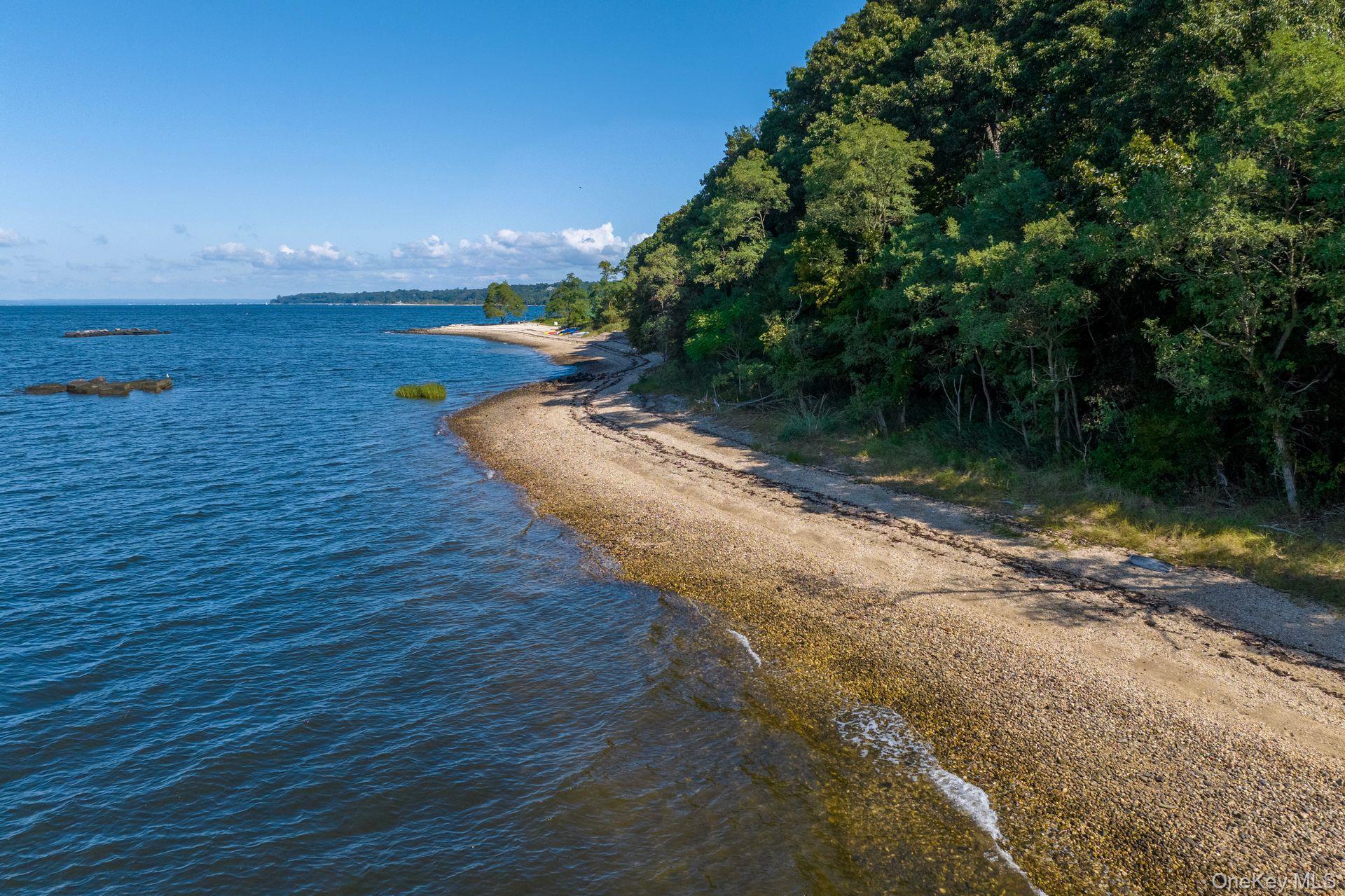 #2 photo, 116 White Hill Road, Cold Spring Harbor , NY 11724