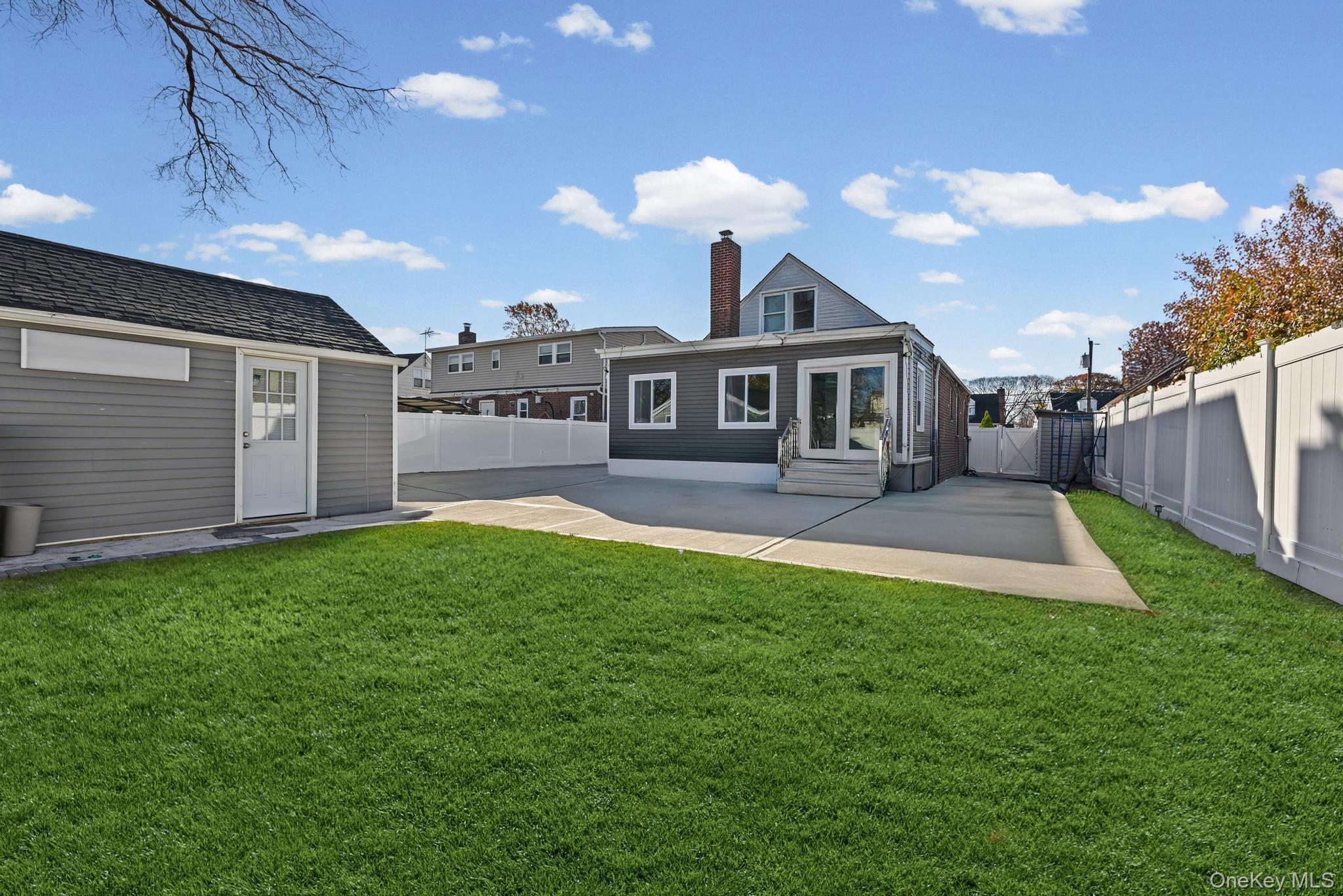 #20 photo, 113 Kent Road, Valley Stream , NY 11580