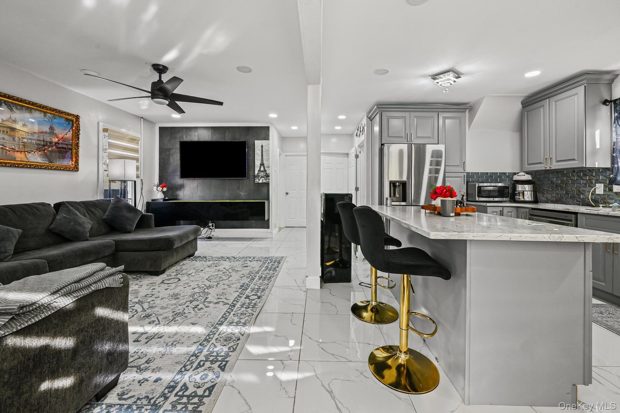 #4 photo, 113 Kent Road, Valley Stream , NY 11580