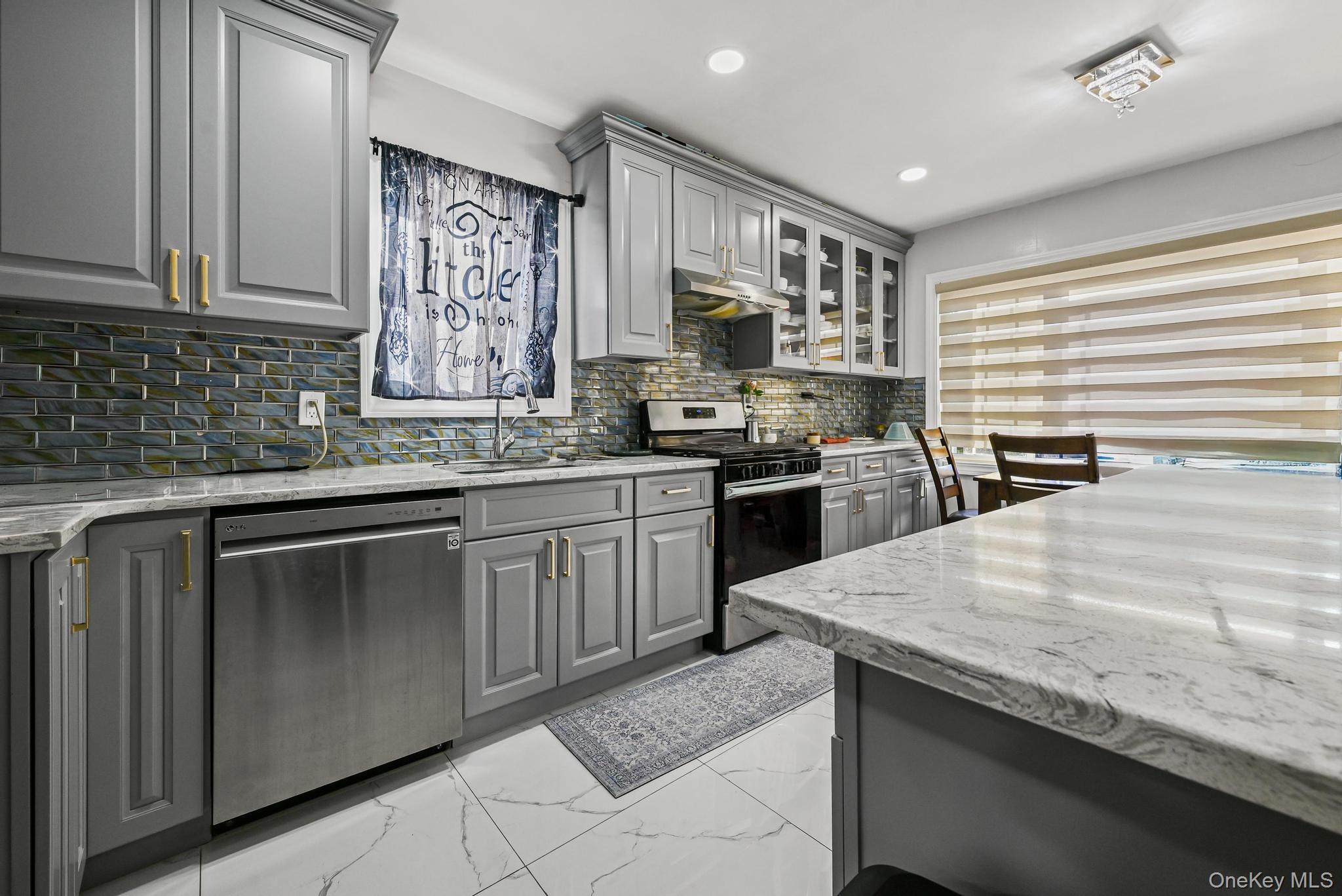 #7 photo, 113 Kent Road, Valley Stream , NY 11580