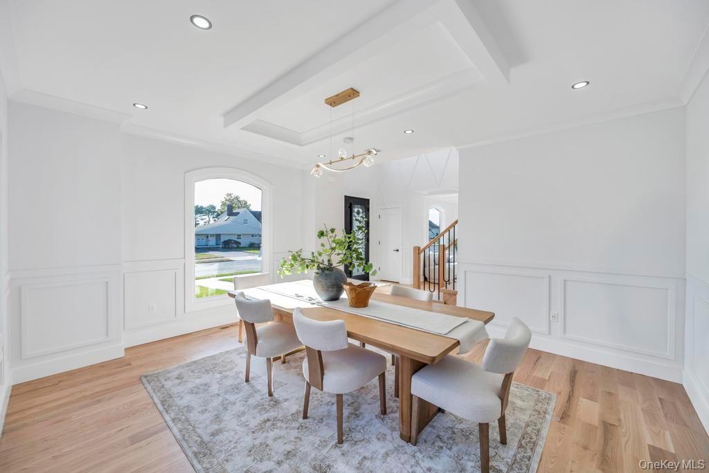 #9 photo, 41 Coachman Lane, Levittown , NY 11756