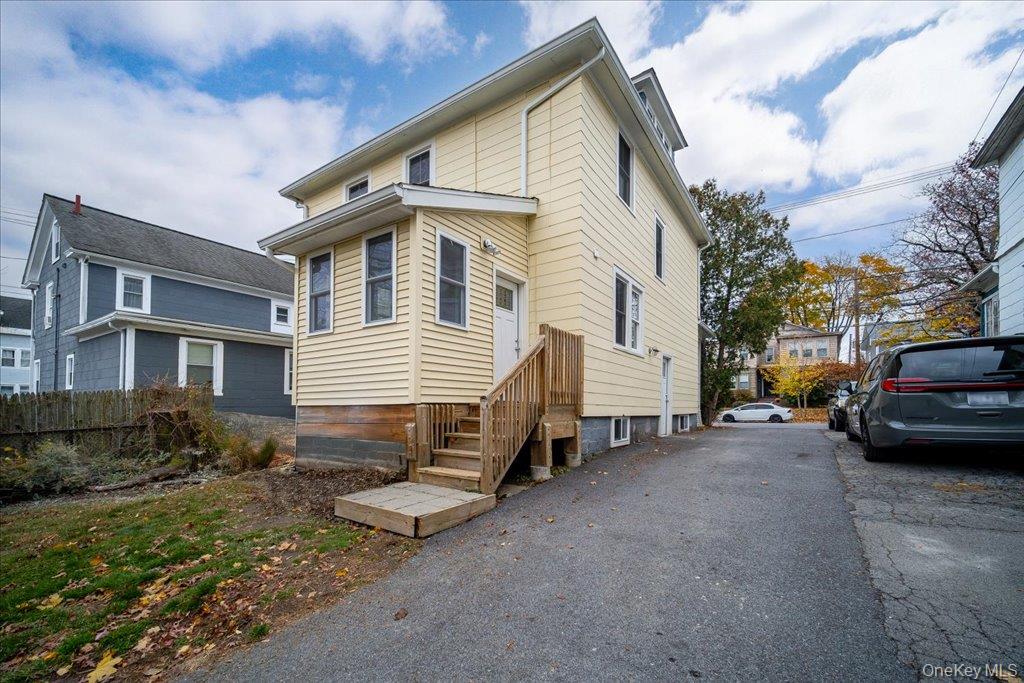 #4 photo, 65 Worrall Avenue, Poughkeepsie , NY 12603