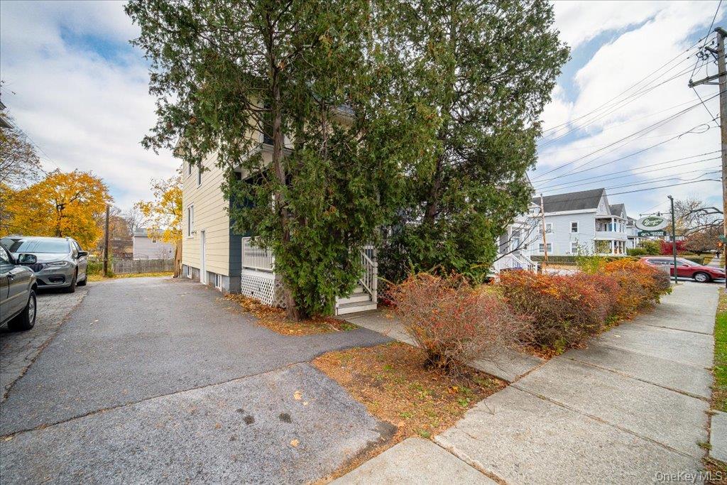 #5 photo, 65 Worrall Avenue, Poughkeepsie , NY 12603