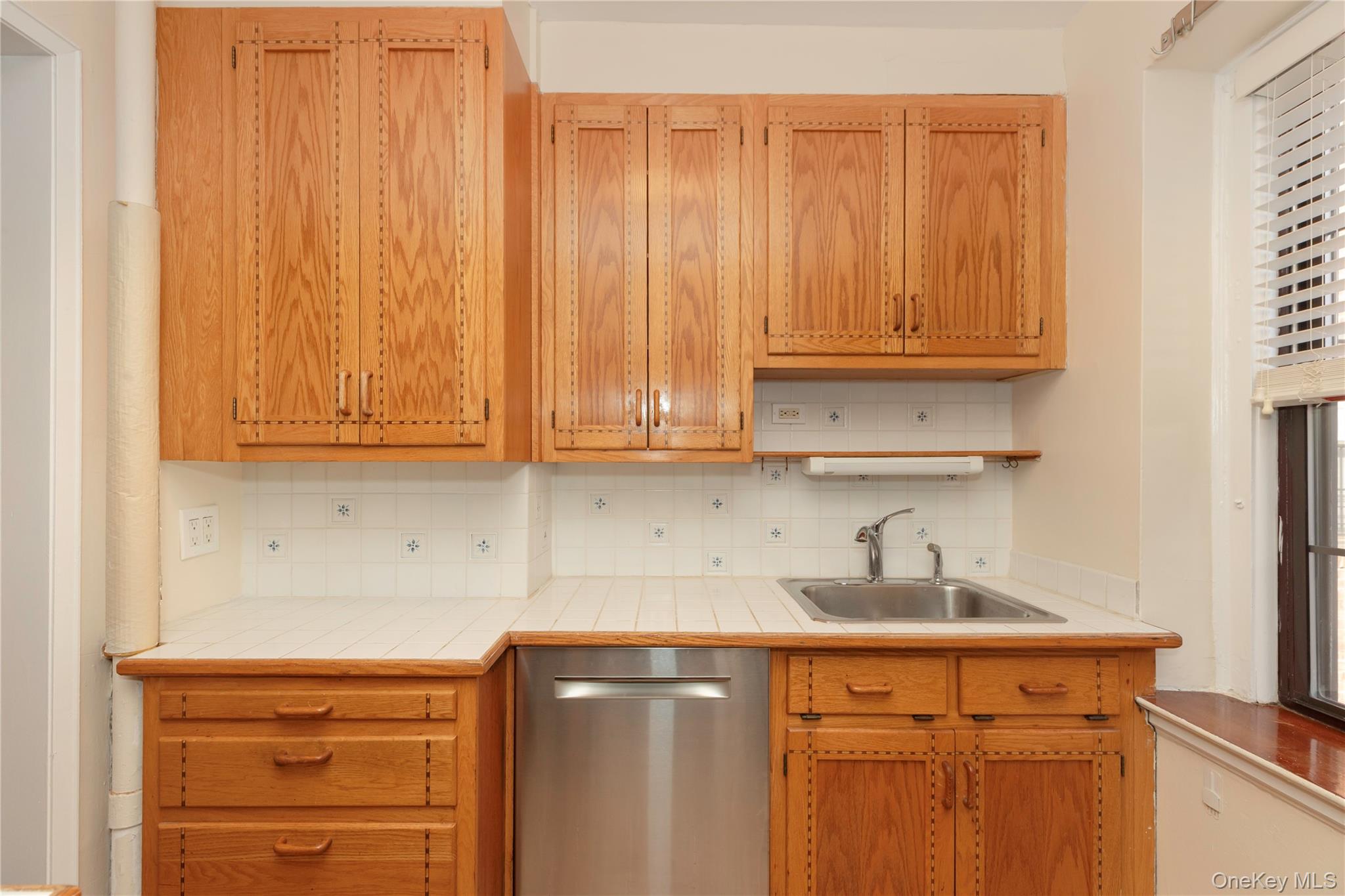 #8 photo, 188 Garth Road, Scarsdale , NY 10583