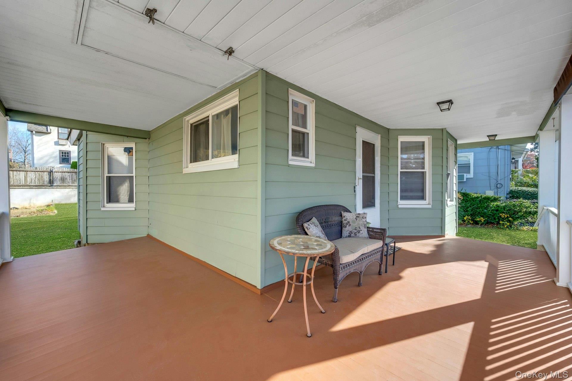 #4 photo, 136 Buckingham Road, Yonkers , NY 10701