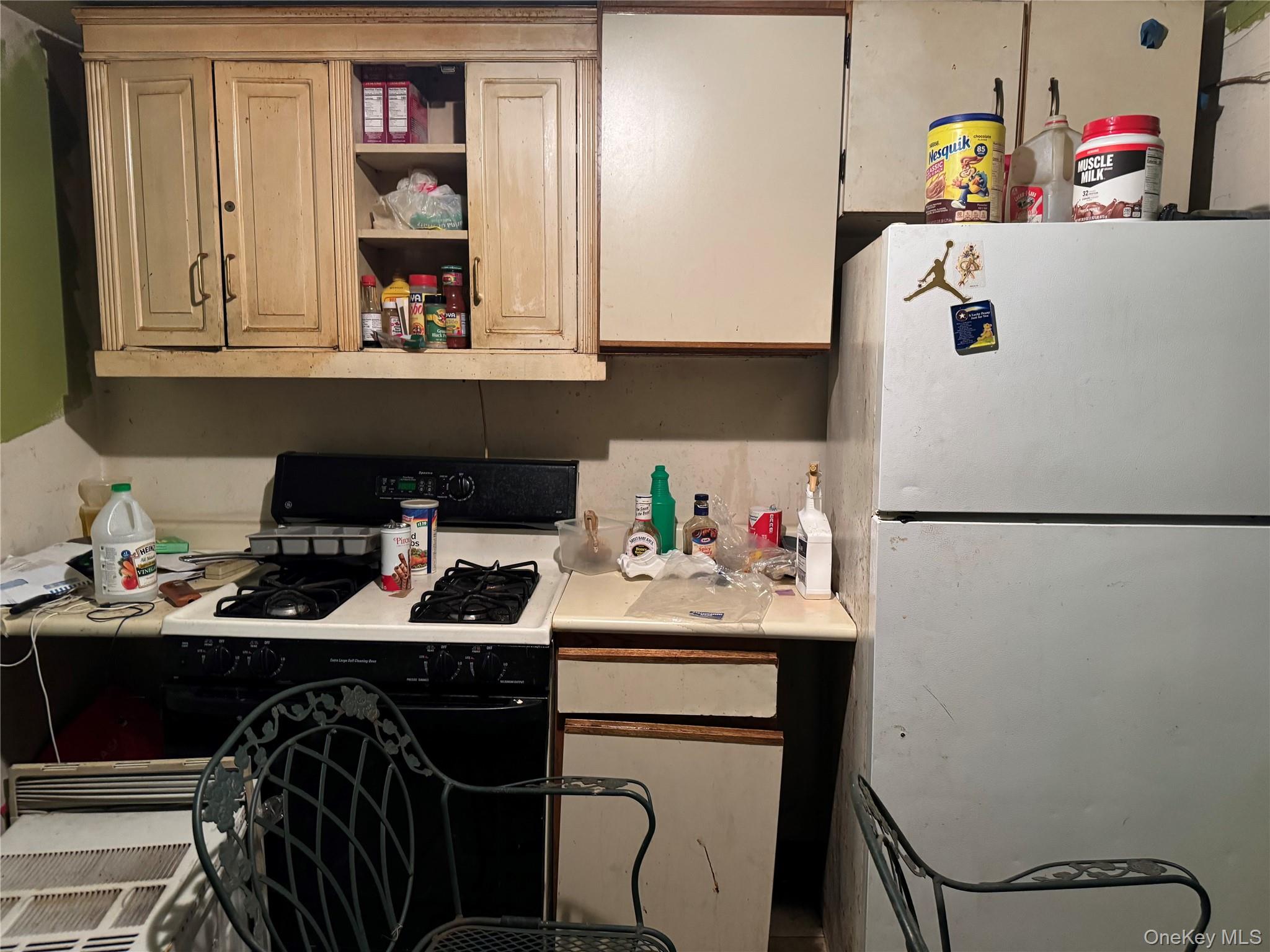 #10 photo, 728 Bartholdi Street, Bronx , NY 10467