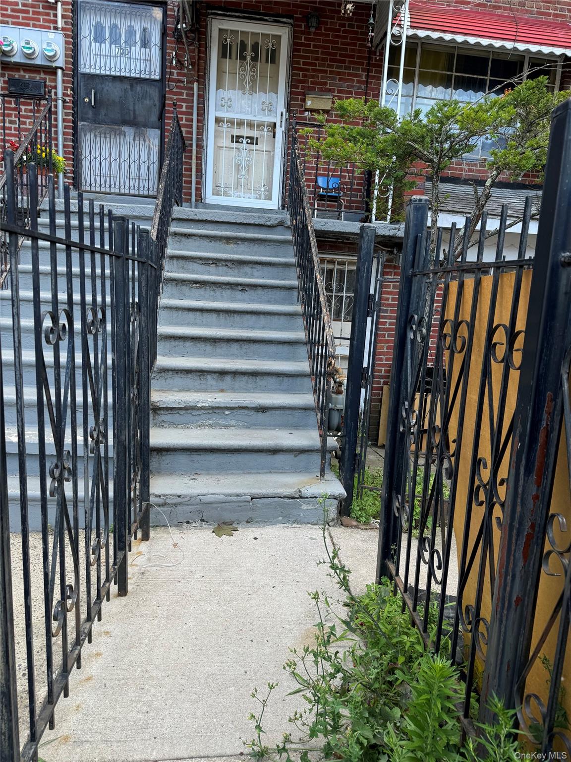 #4 photo, 728 Bartholdi Street, Bronx , NY 10467