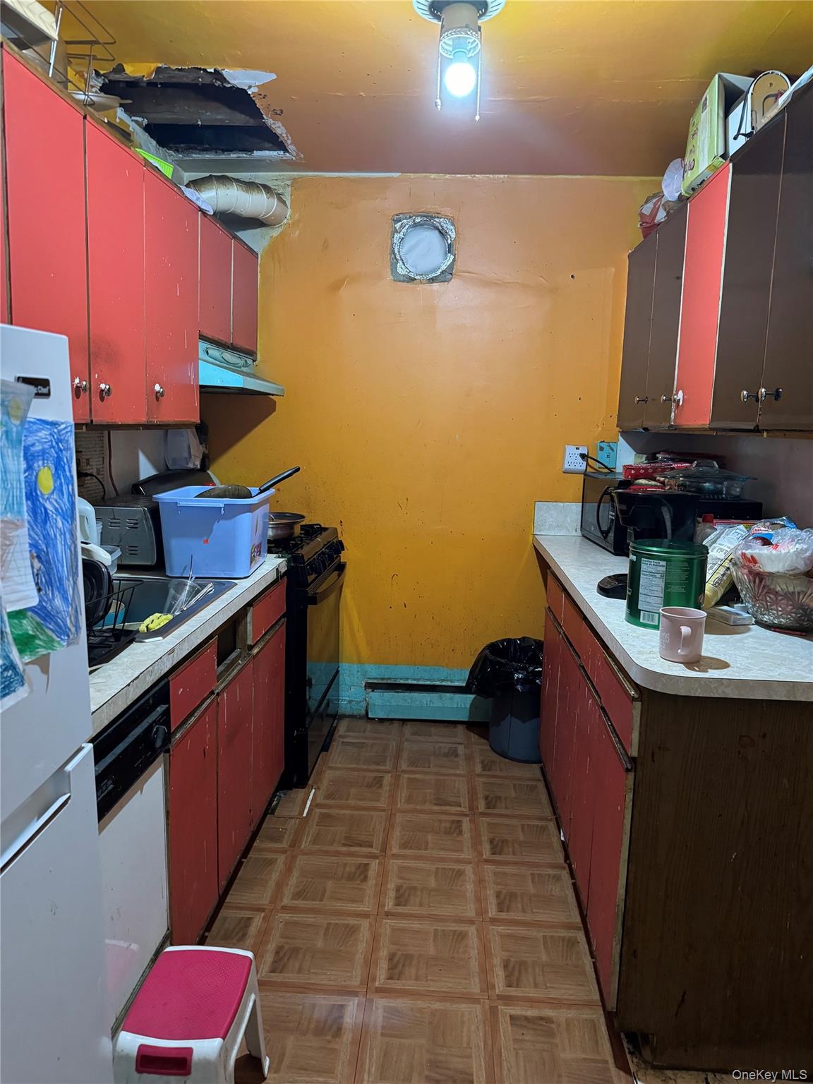 #6 photo, 728 Bartholdi Street, Bronx , NY 10467