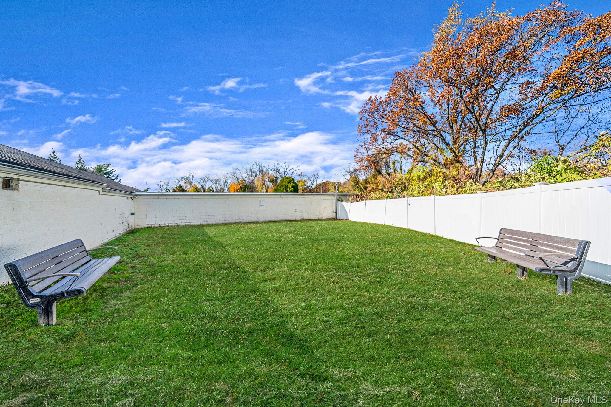 #16 photo, 8 Terrace Circle, Great Neck , NY 11021