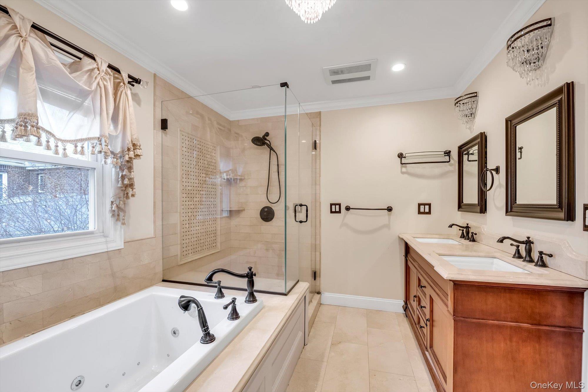 #14 photo, 65 Reyam Road, ナッソー郡 Lynbrook , NY 11563