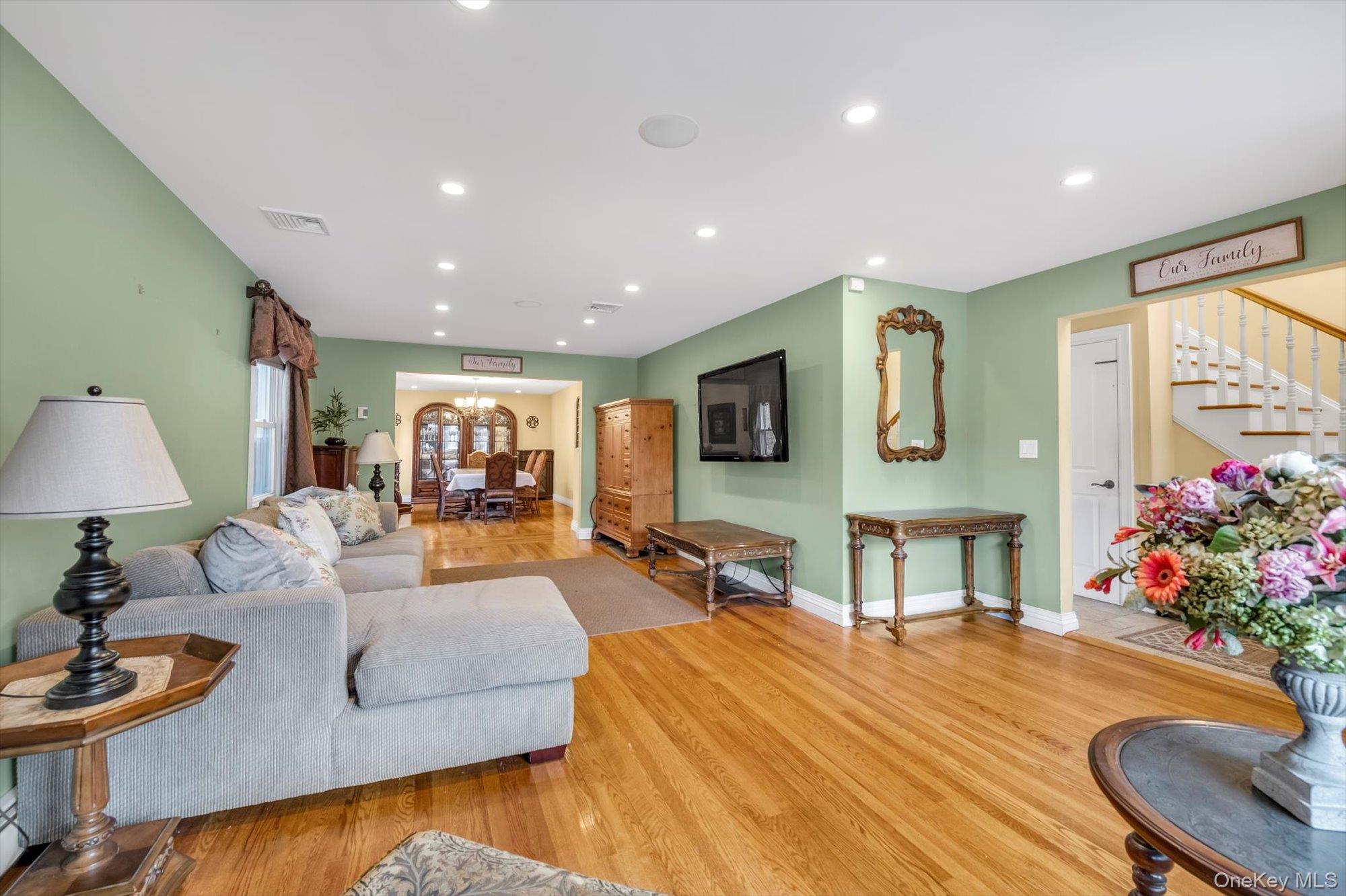 #5 photo, 65 Reyam Road, ナッソー郡 Lynbrook , NY 11563