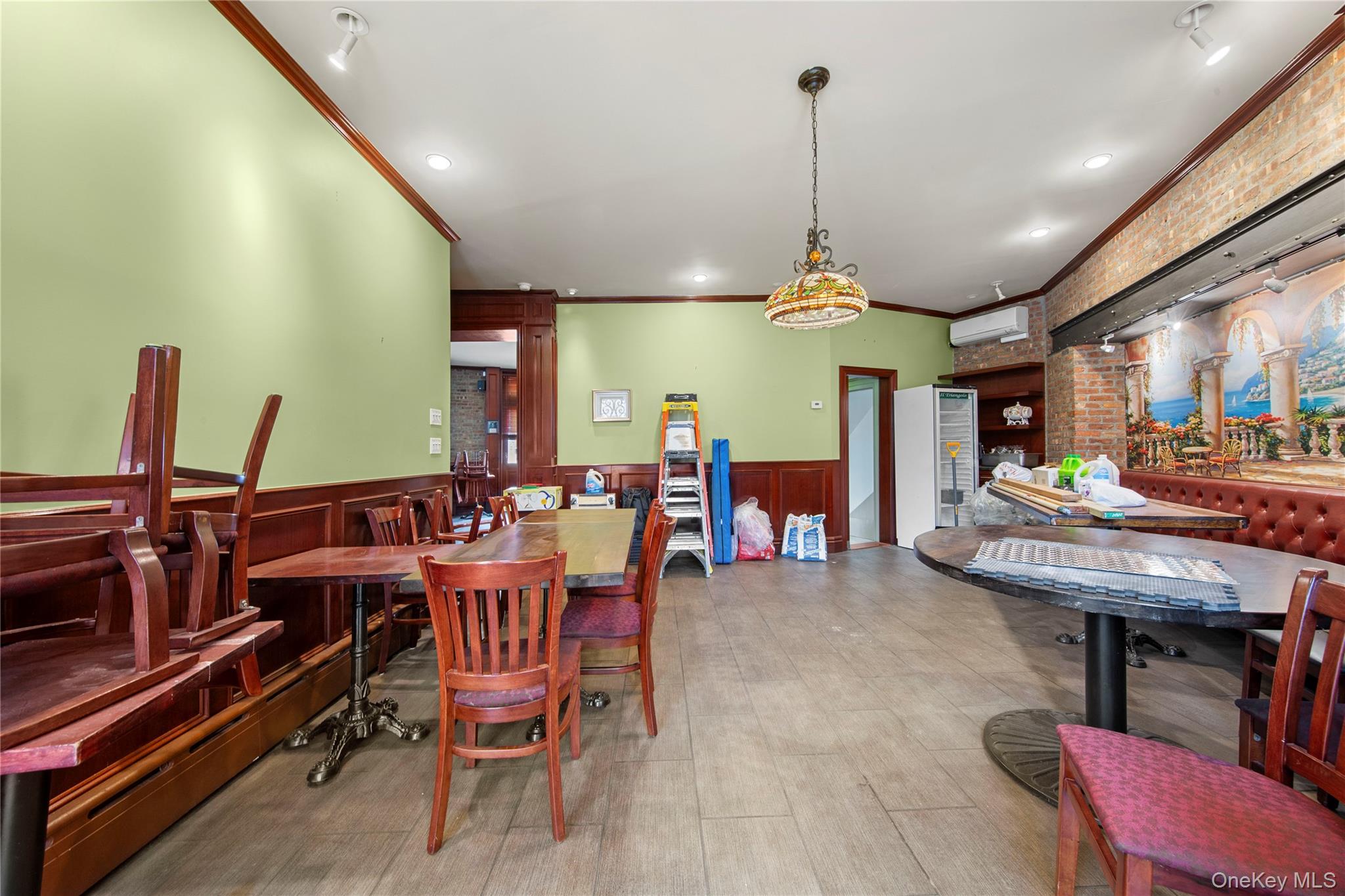 #5 photo, 96-01 Corona Avenue, Corona , NY 11368