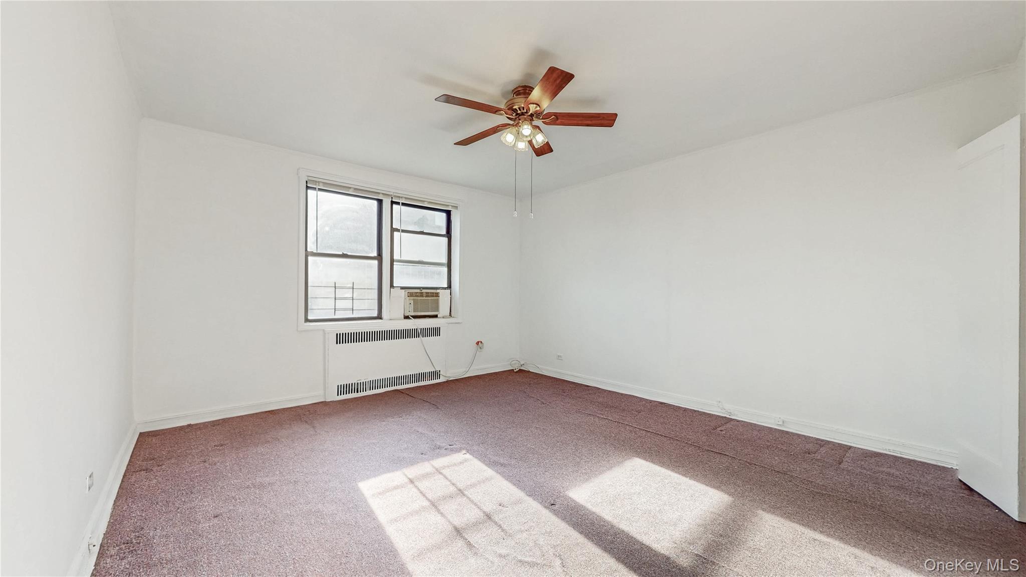 #13 photo, 69-40 Yellowstone Boulevard, Forest Hills , NY 11375