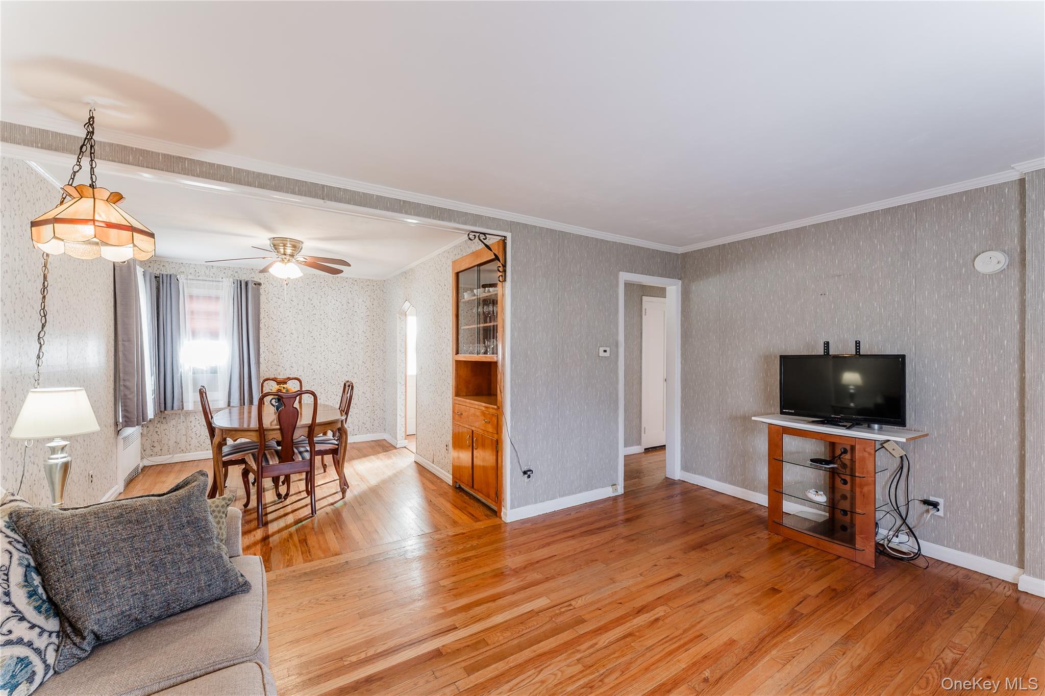 #5 photo, 1140 Braxton Street, Uniondale , NY 11553