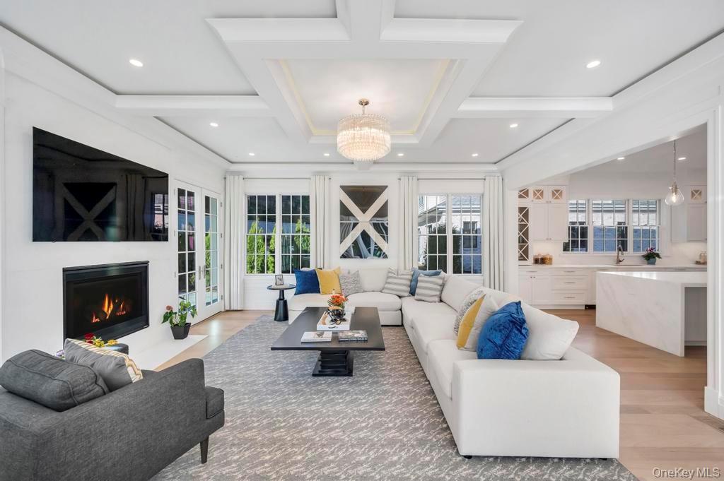 #7 photo, 207 Mill Spring Road, Manhasset , NY 11030