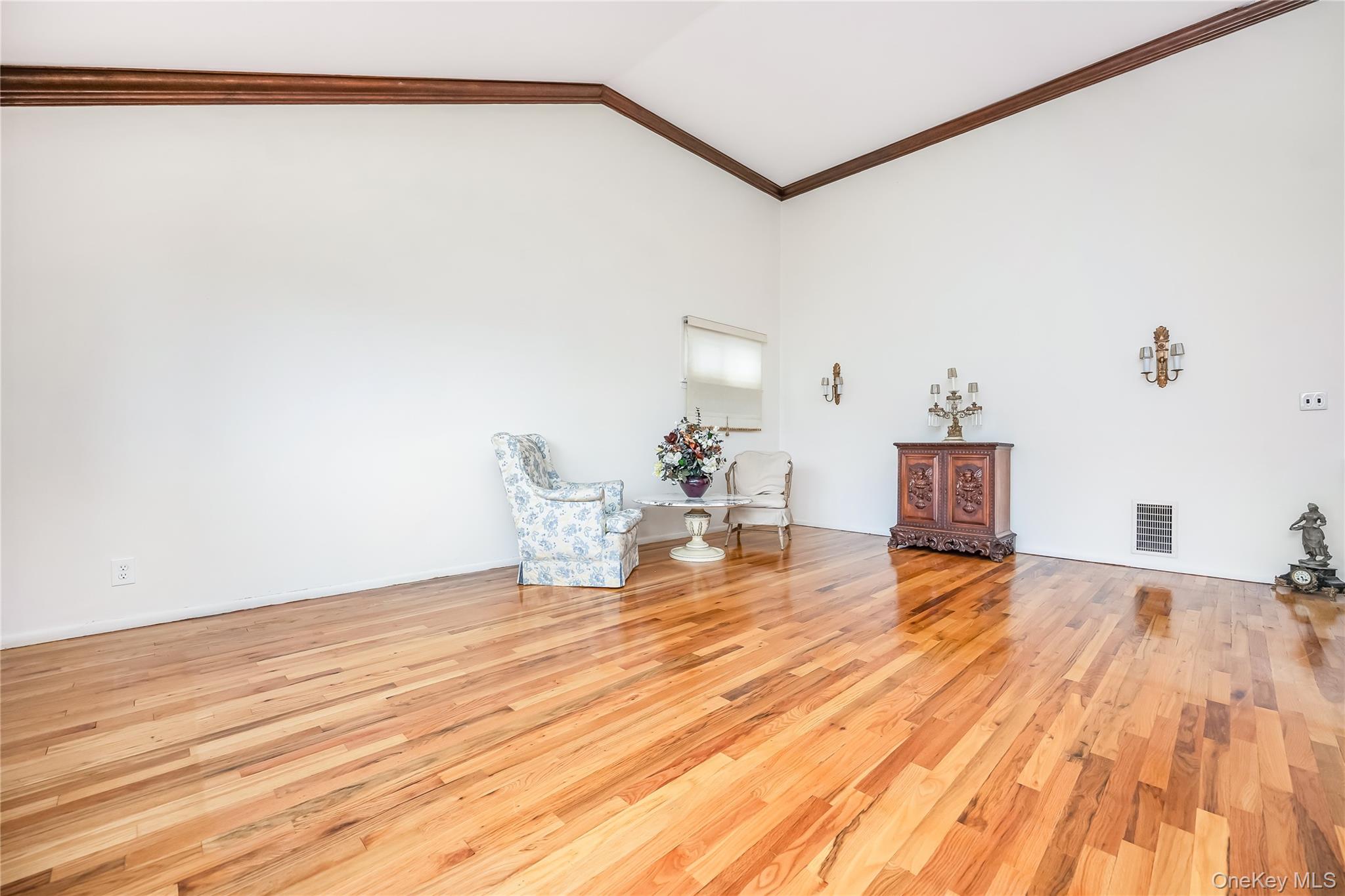 #12 photo, 1607 201st Street, Bayside , NY 11360