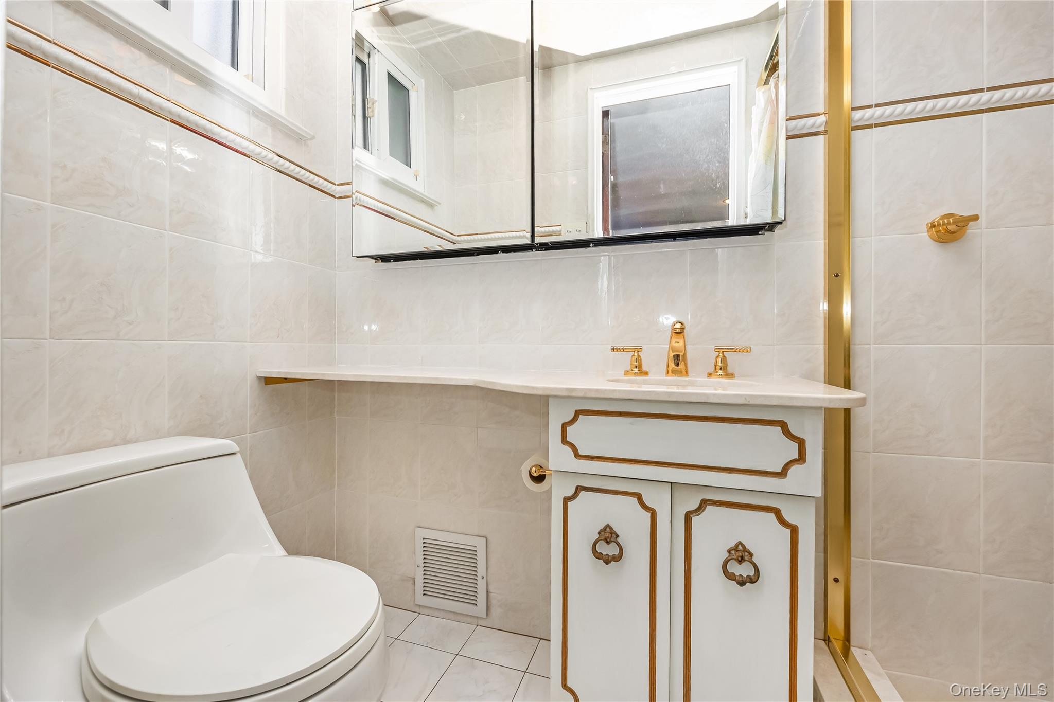 #8 photo, 1607 201st Street, Bayside , NY 11360