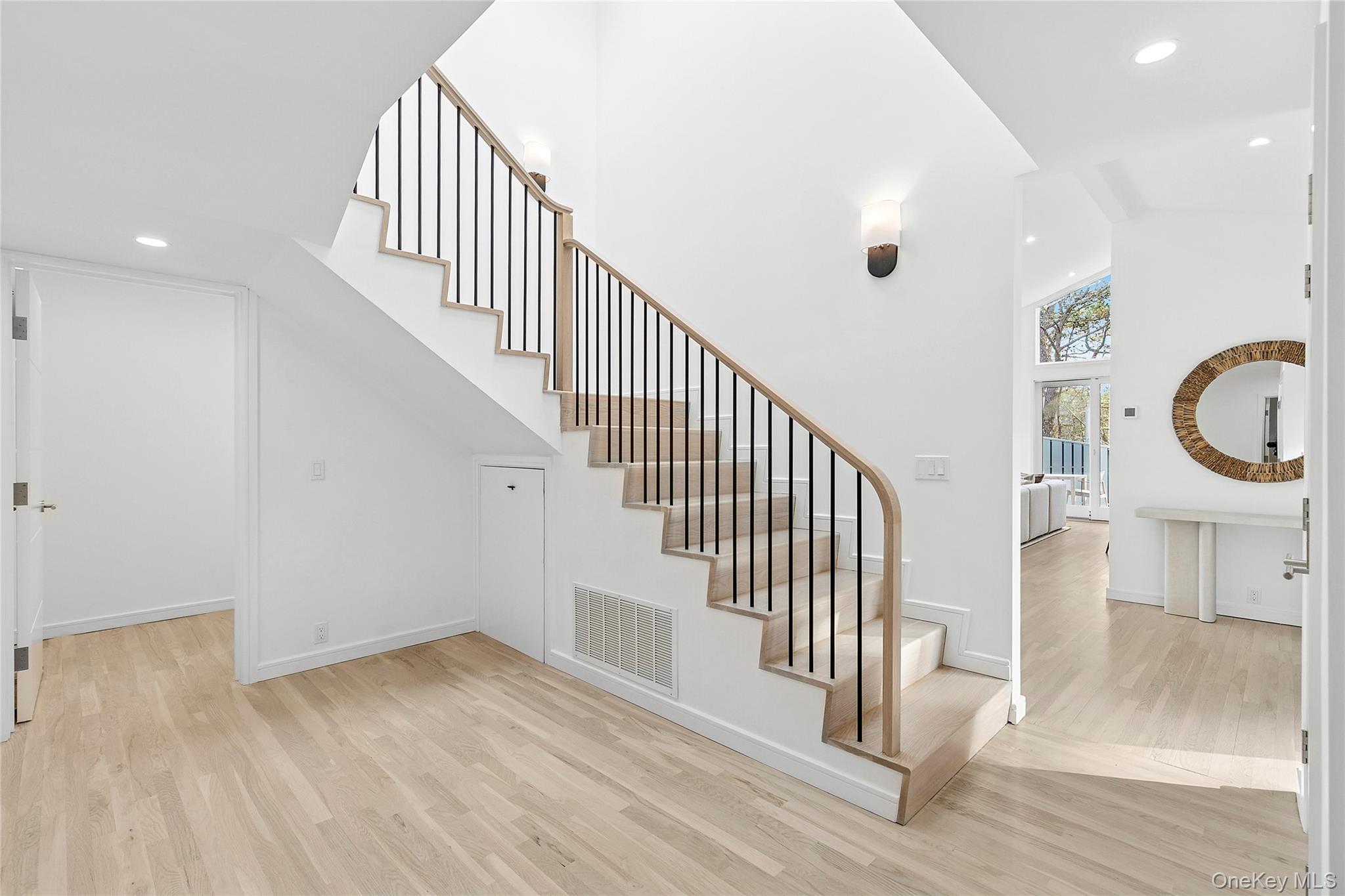 #15 photo, 37 Gilberts Path, Amagansett , NY 11930