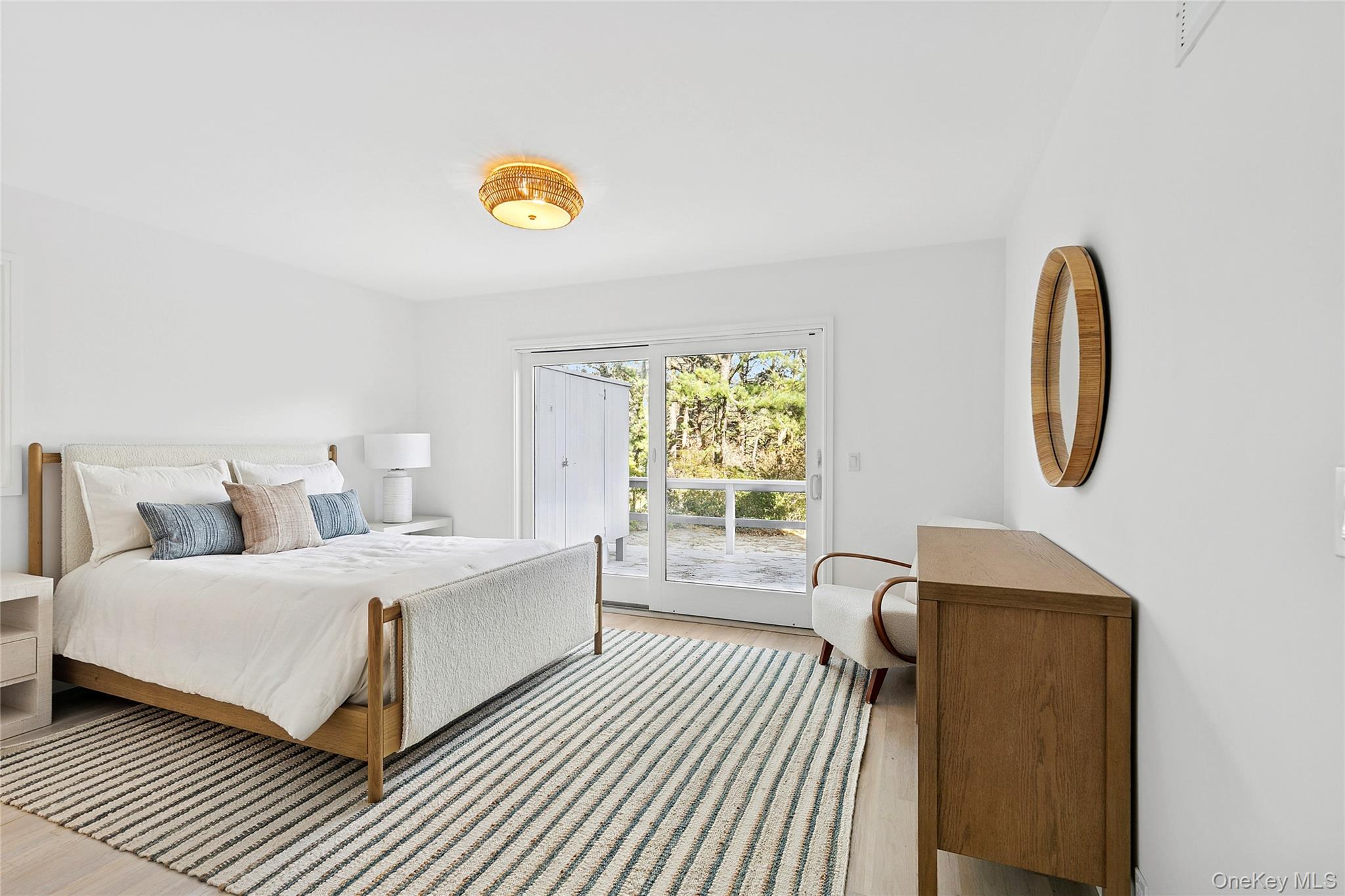 #9 photo, 37 Gilberts Path, Amagansett , NY 11930