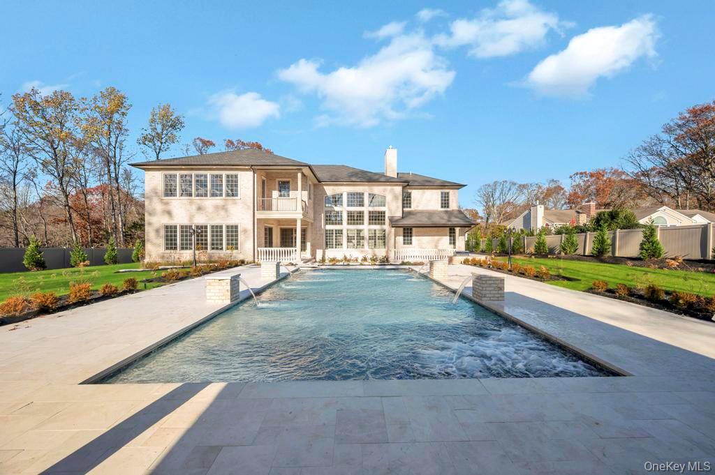 #3 photo, 6 Gables Court, Dix Hills , NY 11746