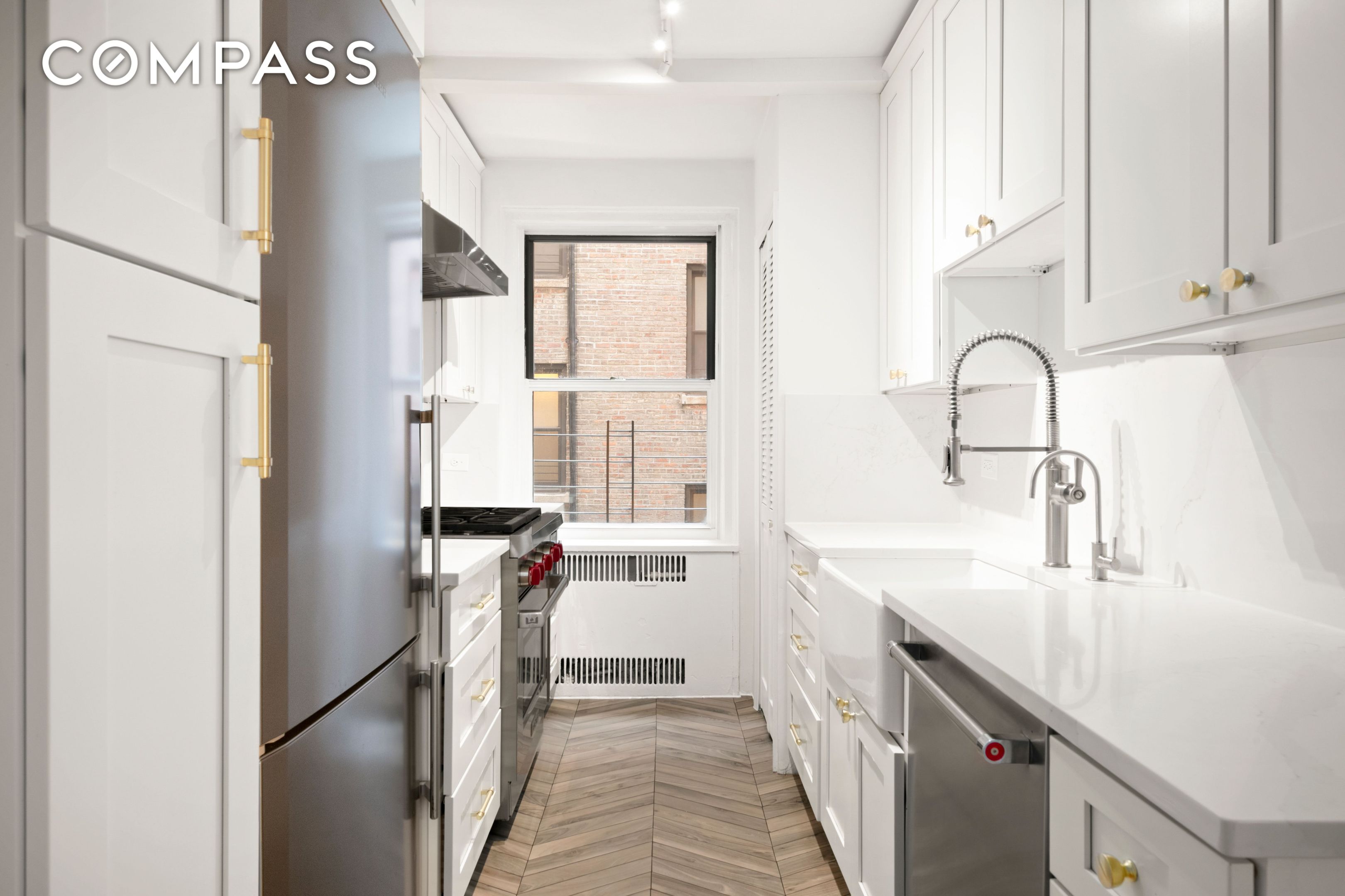 #8 photo, 152 E 94th Street, Upper East Side , NY 10128