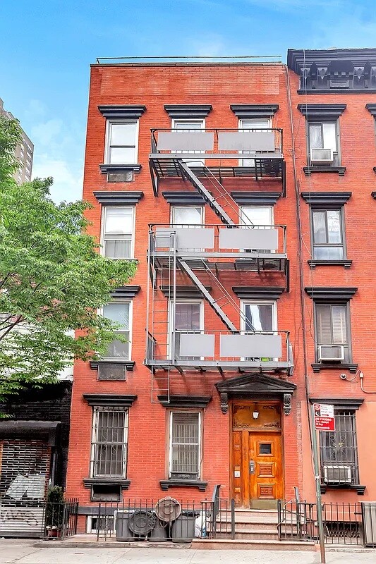 #7 photo, New York City, Hells Kitchen , NY 10019