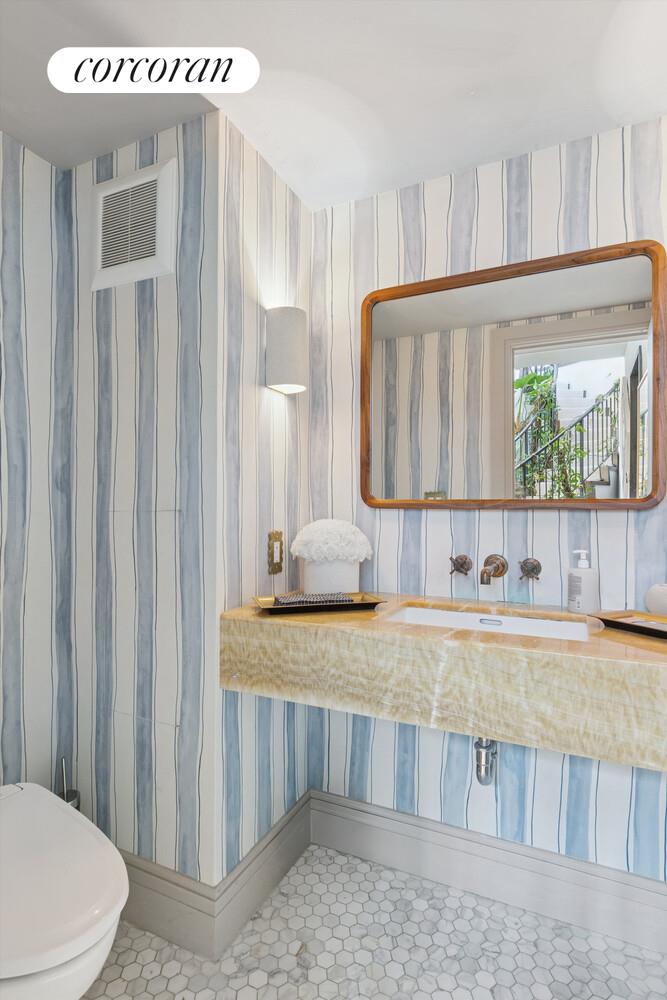 #12 photo, New York City, Upper West Side , NY 10024