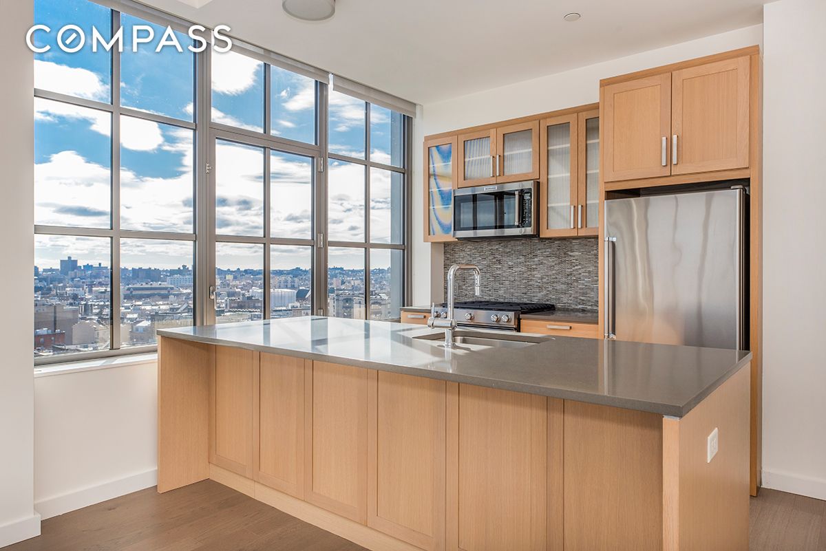 #4 photo, Brooklyn, Williamsburg , NY 11211