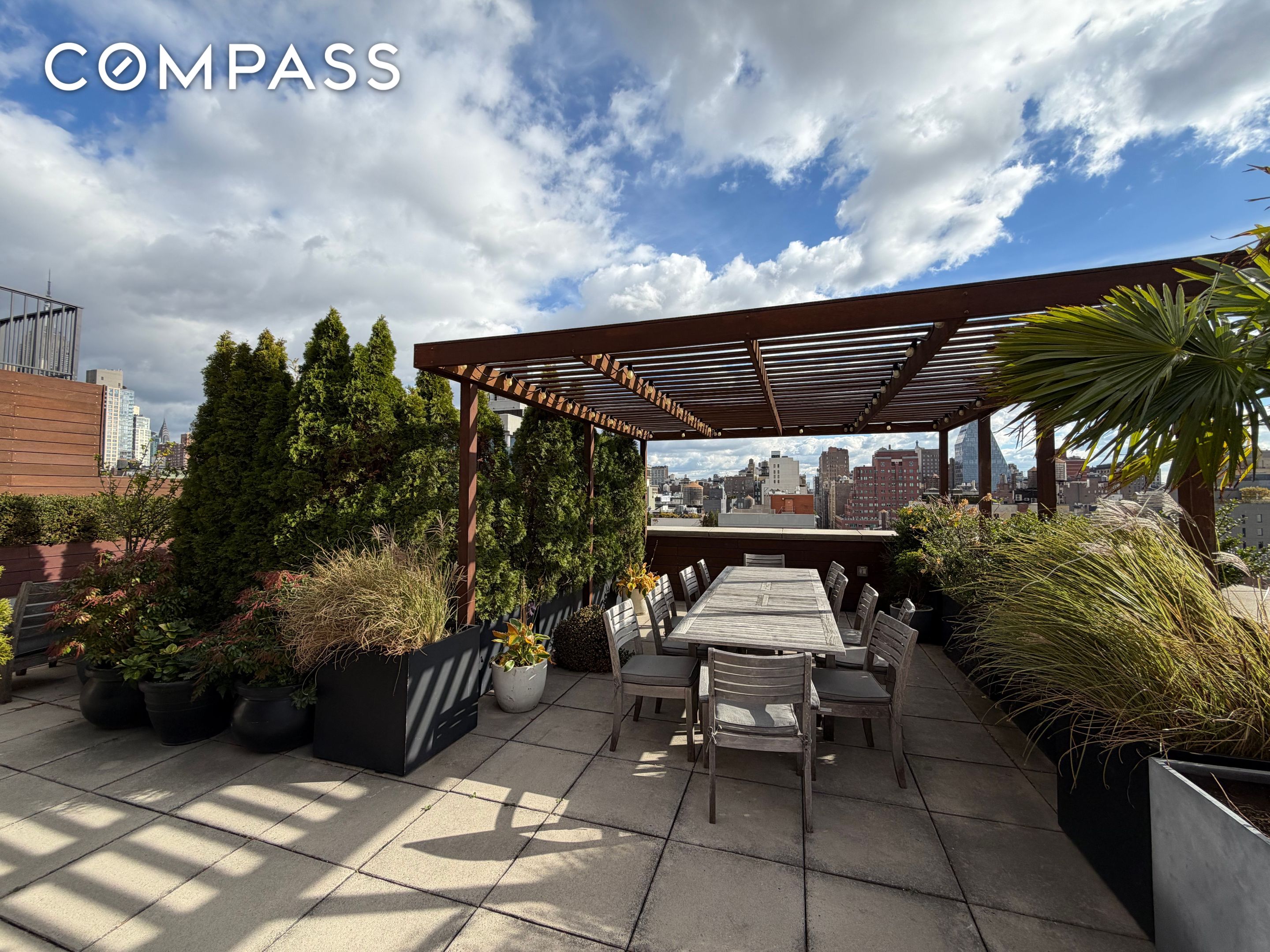 #16 photo, 201 W 17th Street, Chelsea , NY 10011