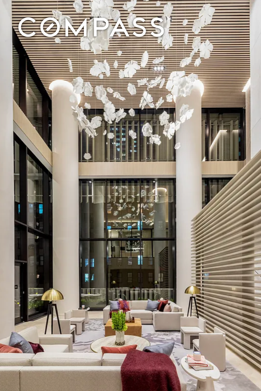 #19 photo, 138 E 50th Street, Midtown East , NY 10022