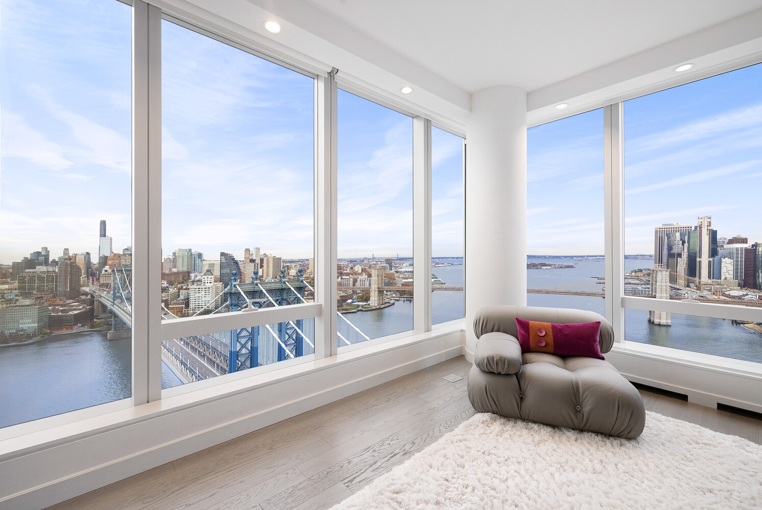 #3 photo, 252 SOUTH Street, Two Bridges , NY 10002