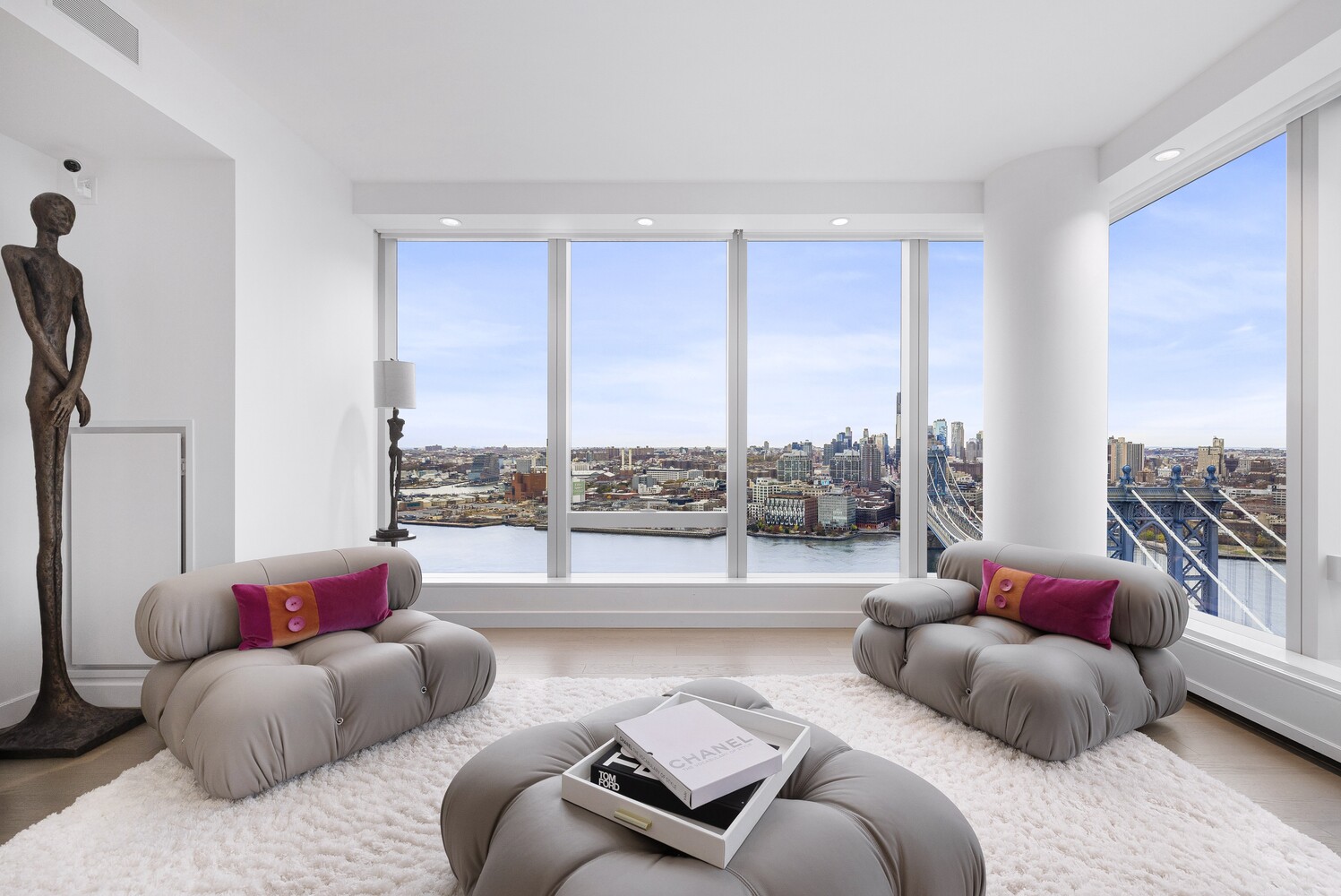 #6 photo, 252 SOUTH Street, Two Bridges , NY 10002