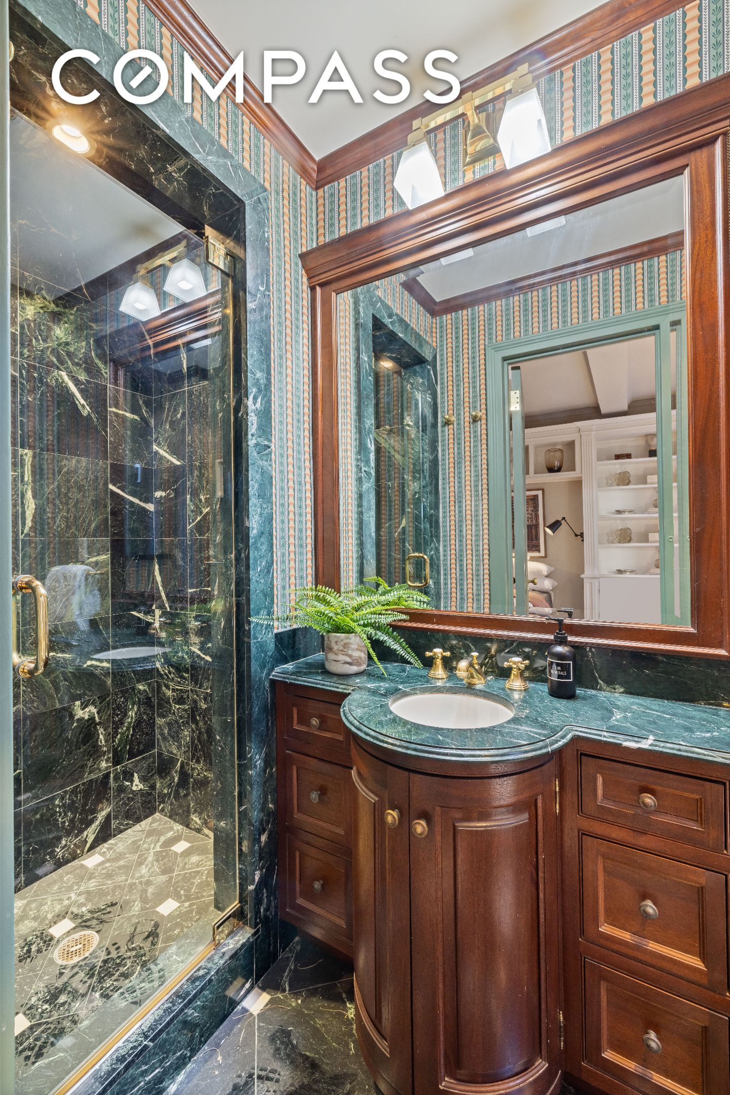 #10 photo, 320 E 72nd Street, Lenox Hill , NY 10021