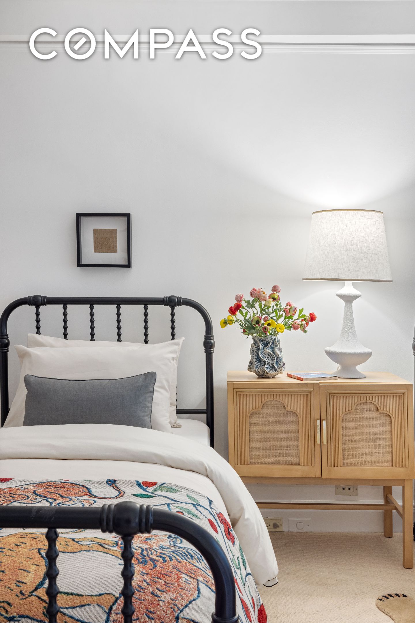 #15 photo, 320 E 72nd Street, Lenox Hill , NY 10021