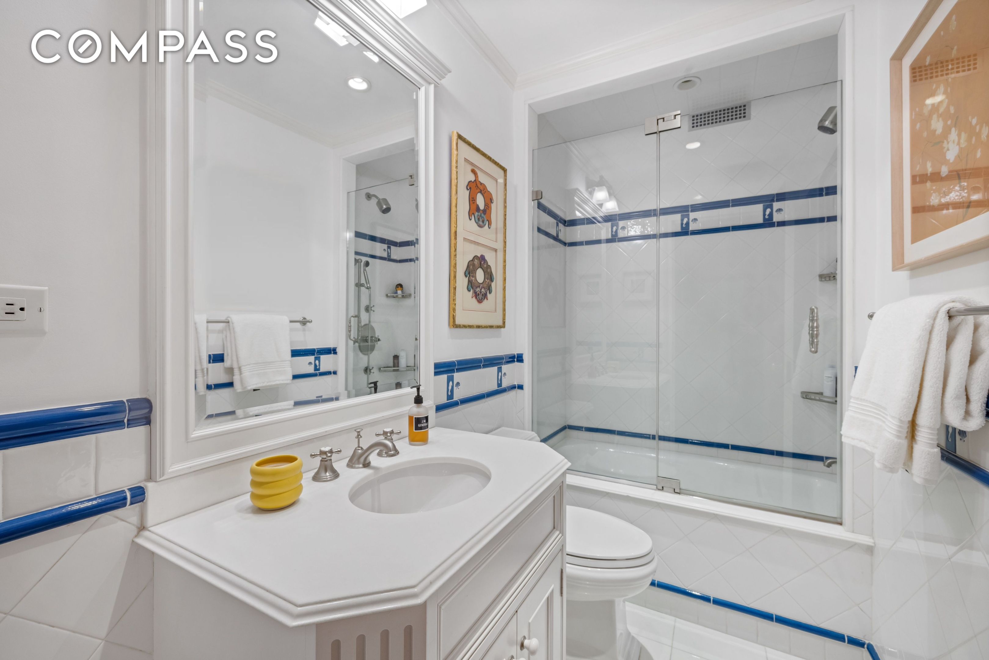 #16 photo, 320 E 72nd Street, Lenox Hill , NY 10021